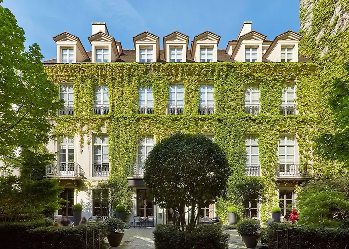 Le Pavillon De La Reine & Spa, Place Des Vosges
