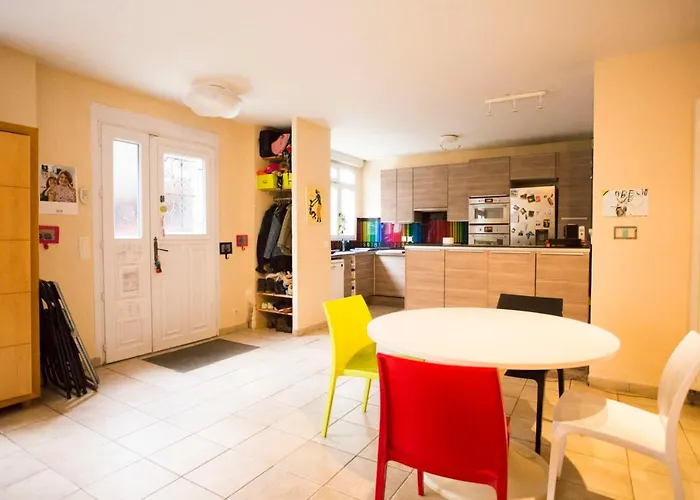 Large Souplex In The 10Th District Of Paris