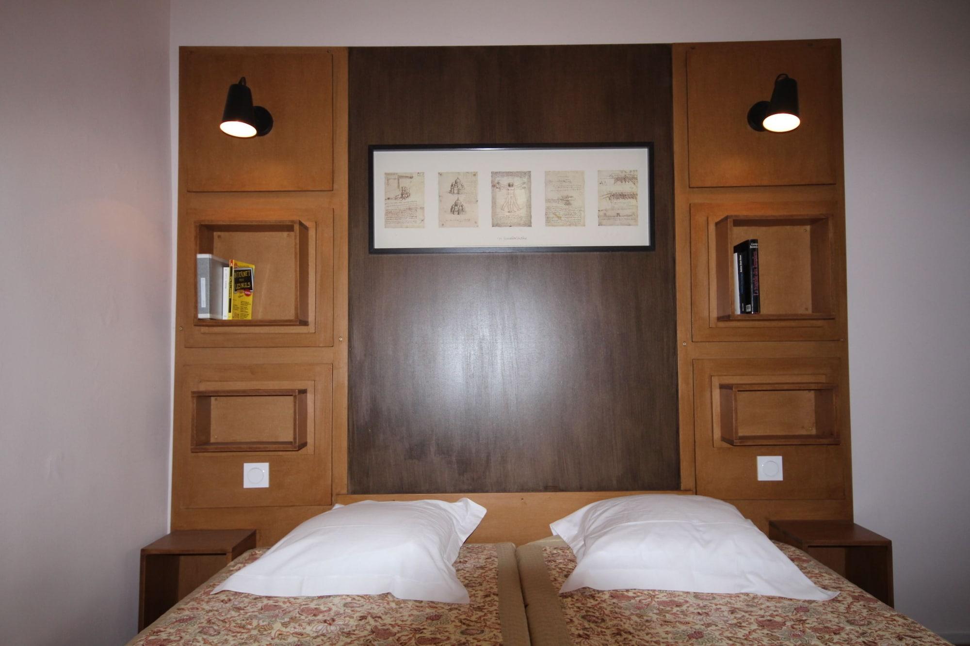Rachel Hotel