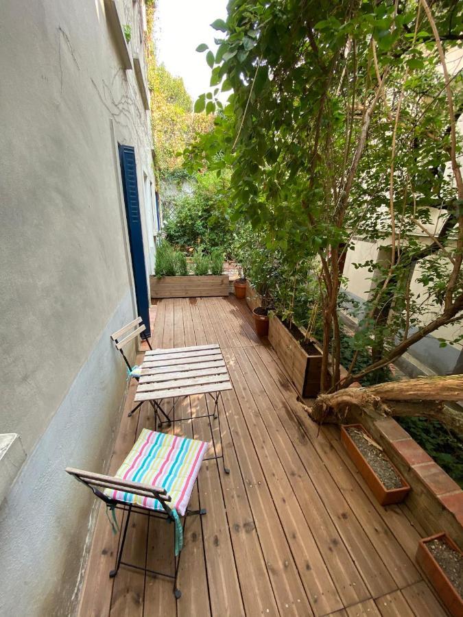 Appartement Alerte Bien Rare ! Studio Avec Terrasse *
