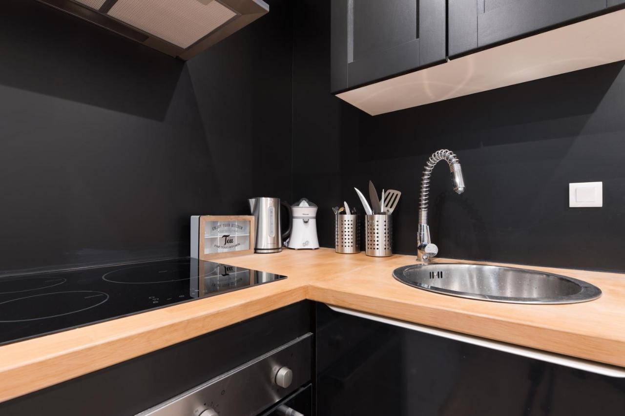 Apartment Poncelet Paris