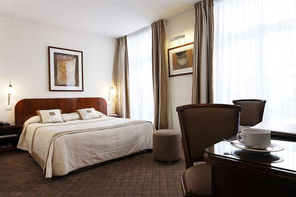 Opera Richepanse Hotel