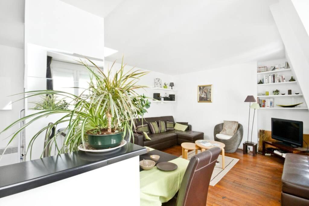 Apartamento Tour Eiffel Montmartre House Paris