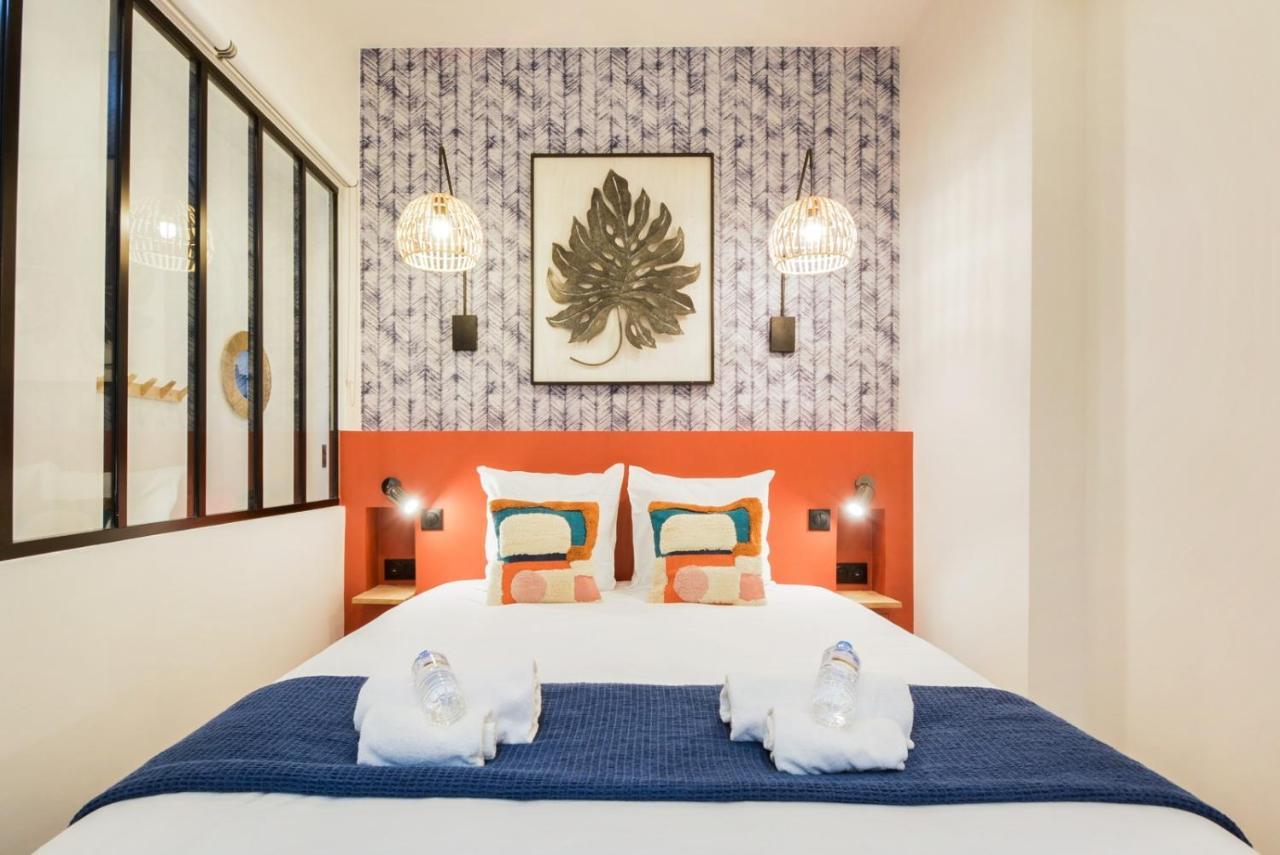 New And Renovated Amazing Flat In Heart Of Apartment
