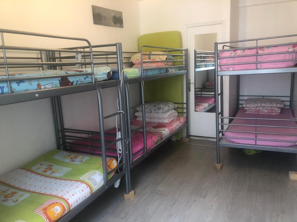 Art Beaubourg Homestay Paris