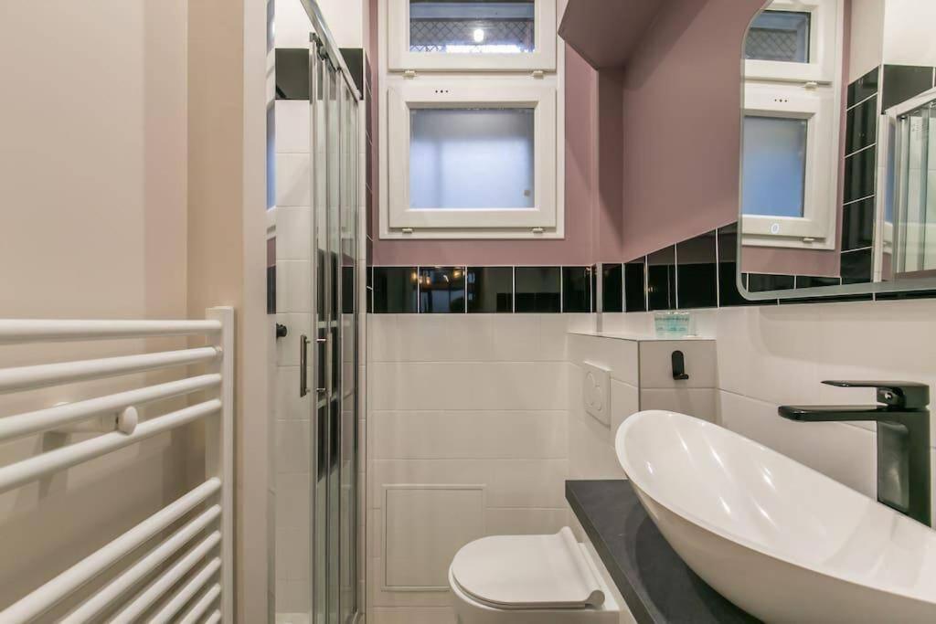Apartment New And Cosy In Heart Of Paris, 12e, 4pers *