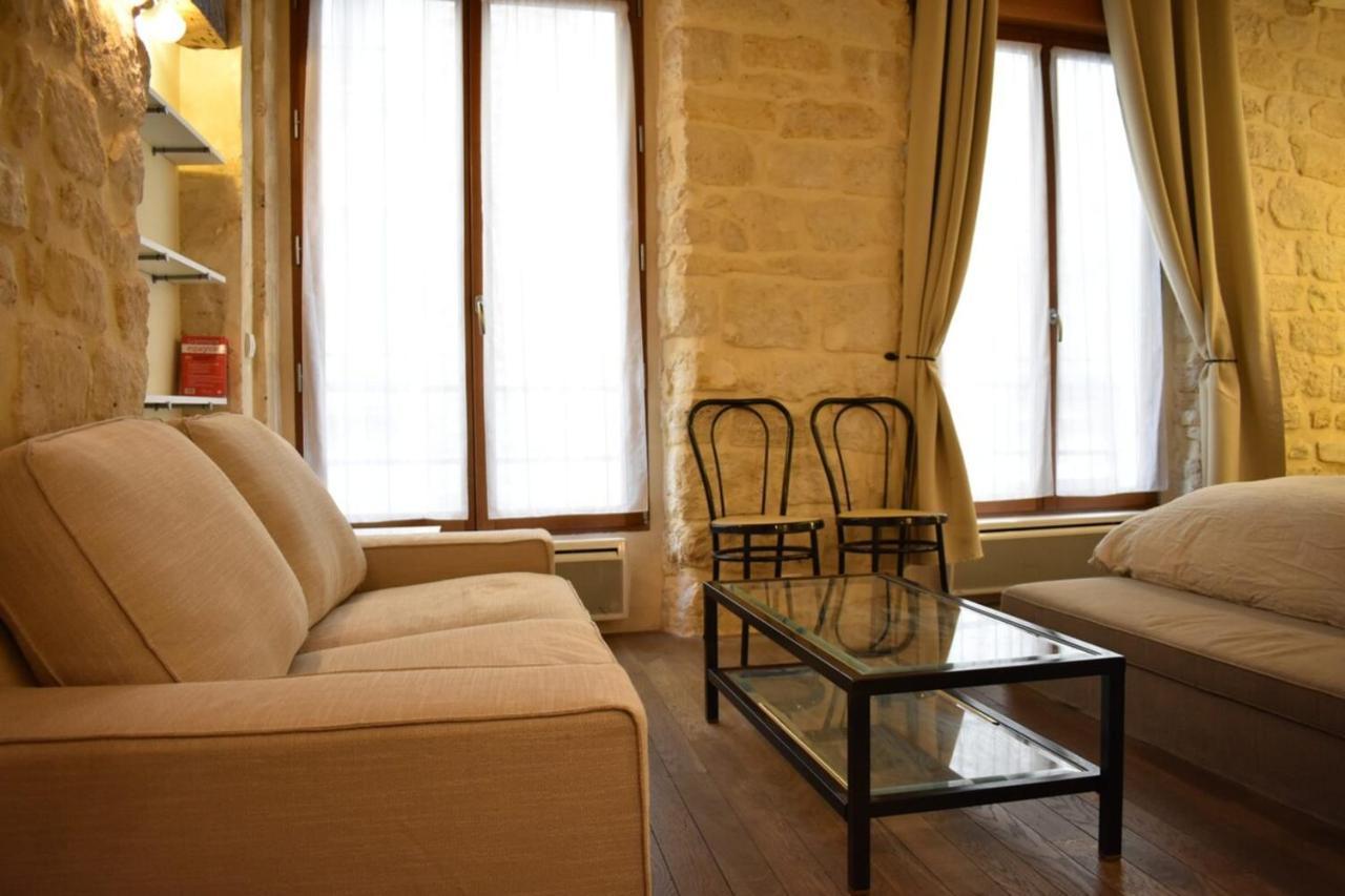 Apartment Charming Near Republique And Le Marais