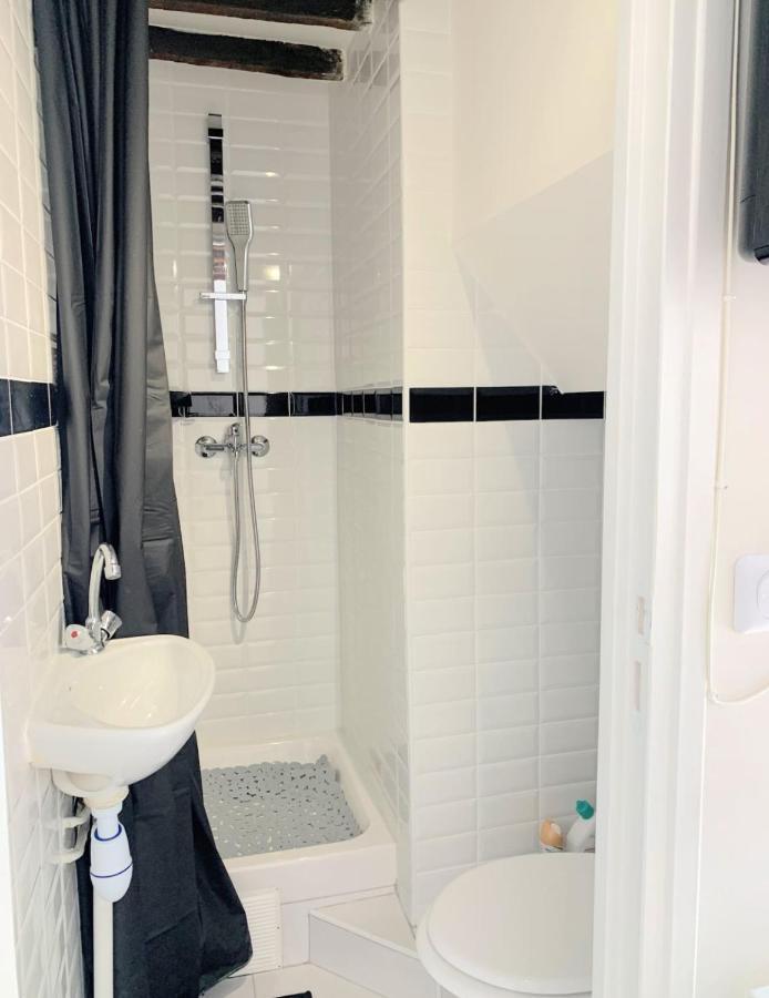 Apartment Rue Du Faubourg Poissonniere Paris