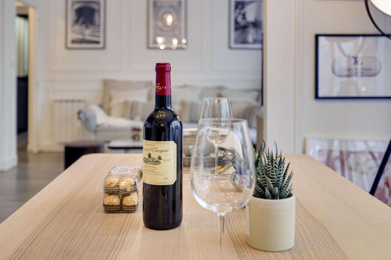 Stunning Historical Parisian Flat - Louvre Area Paris