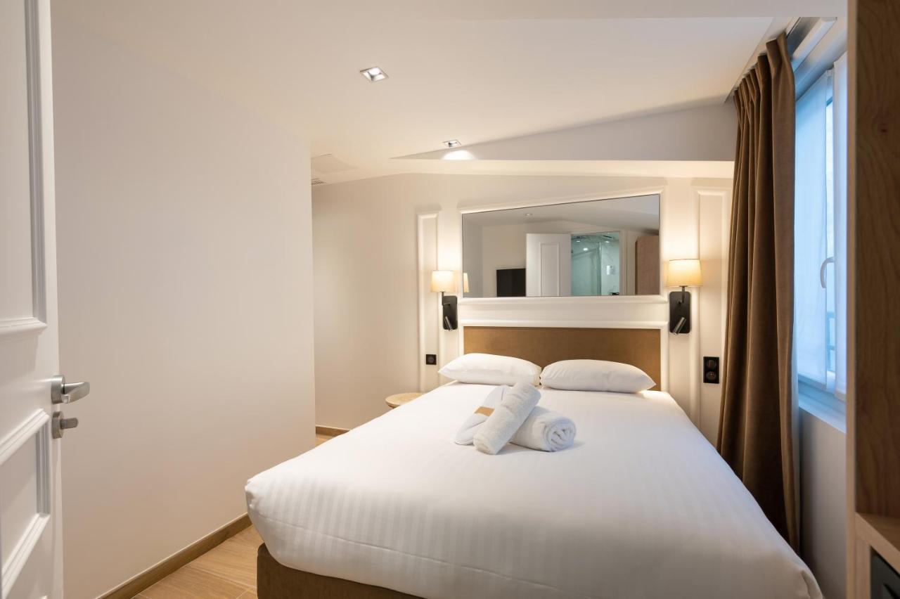 Hotel Au Coeur De Republique Paris
