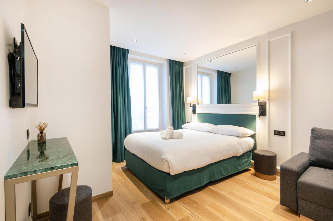 Hotel Au Coeur De Republique Paris