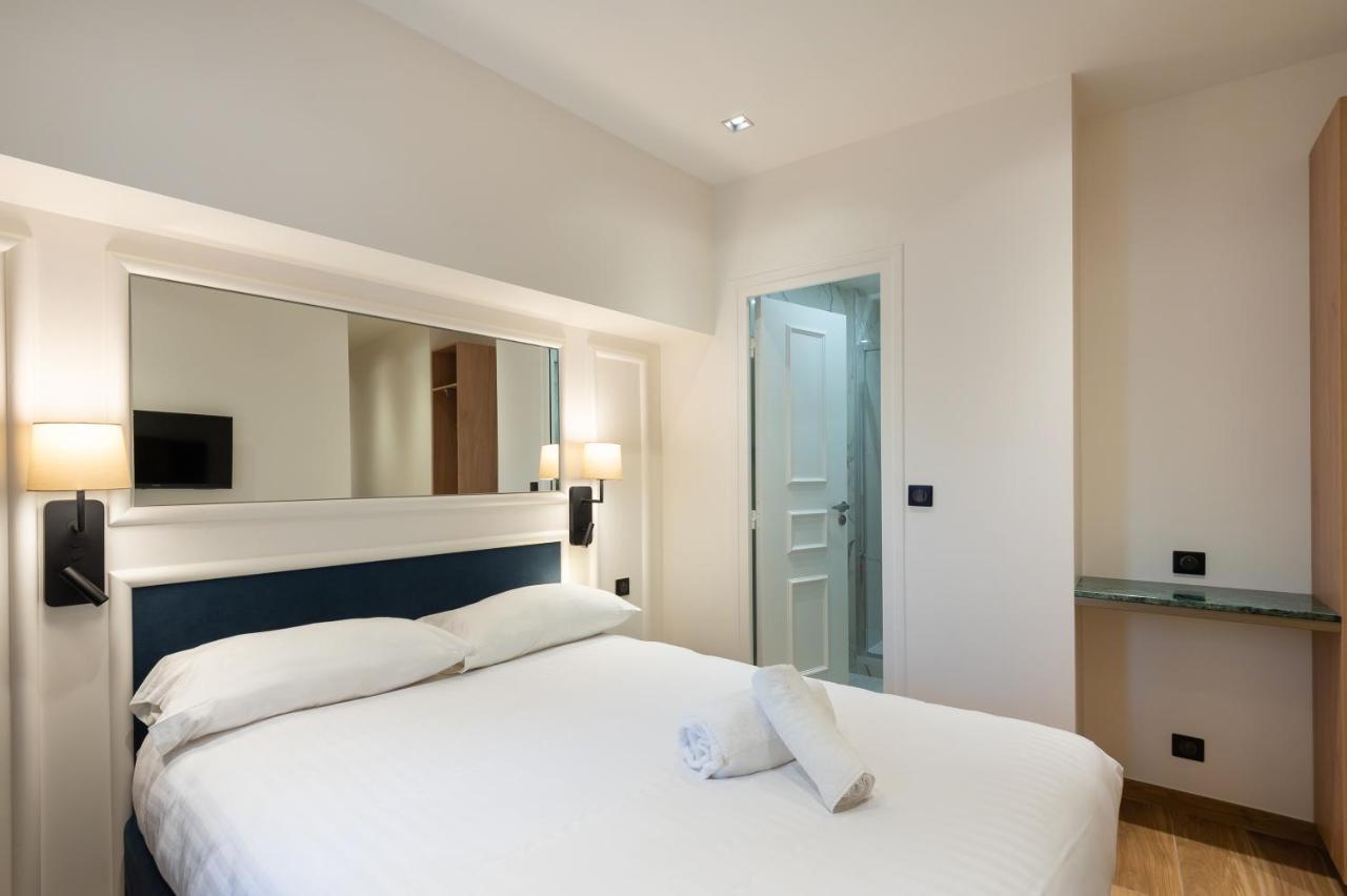 Hotel Au Coeur De Republique Paris