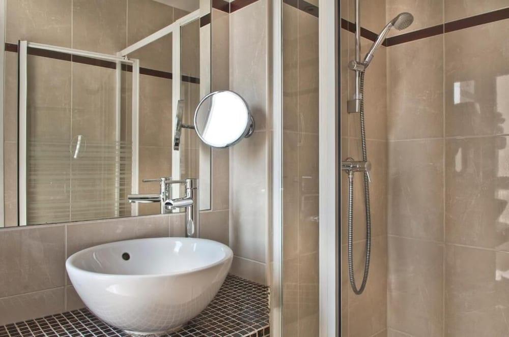 Les Hauts De Passy - Trocadero Eiffel Hotel 3*