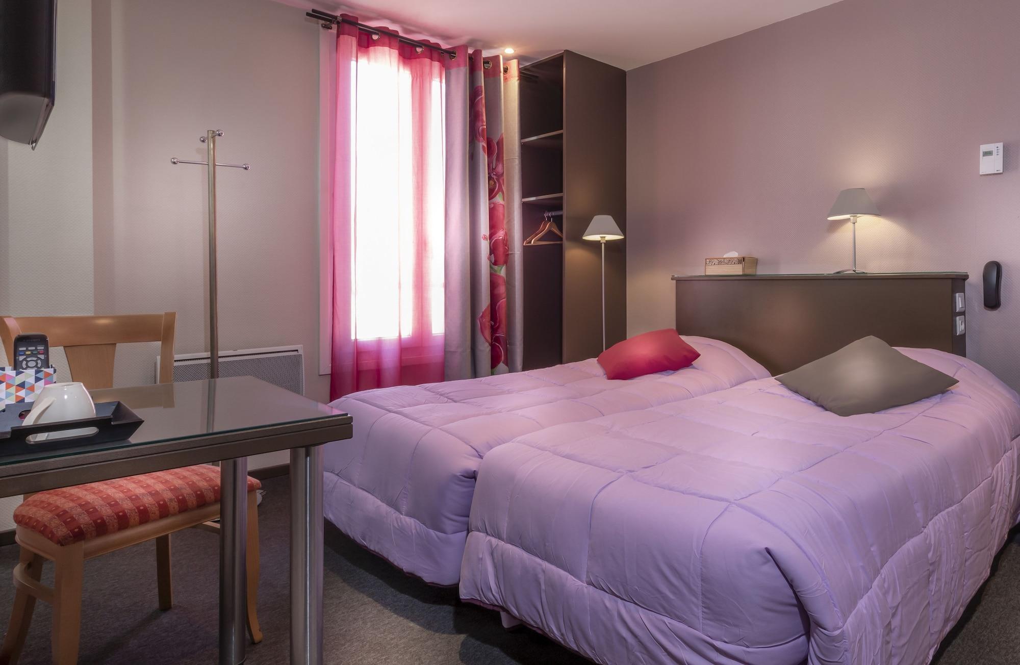 Montsouris Orleans Hotel *