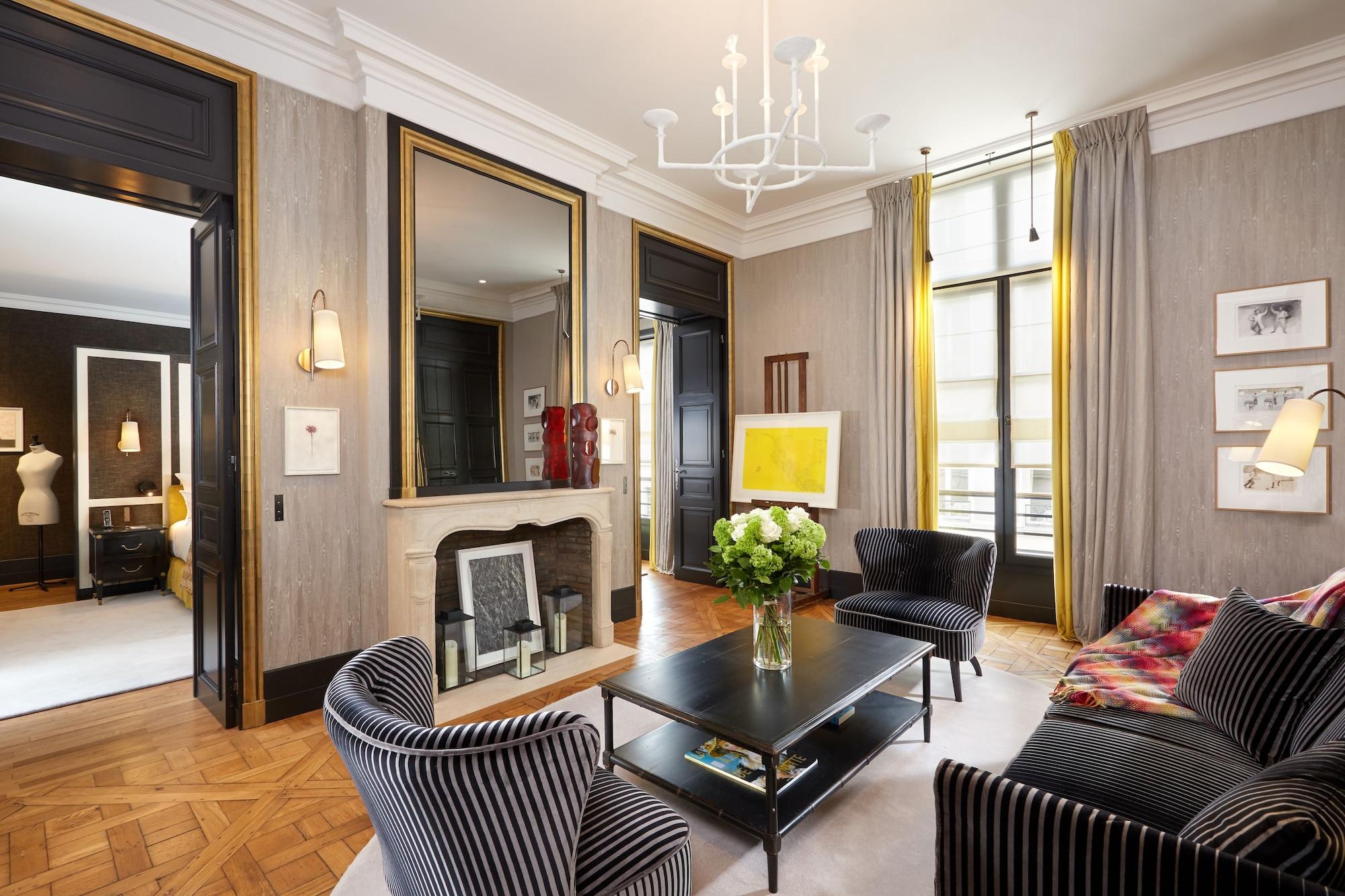 Hotel Le Pavillon De La Reine & Spa, Place Des Vosges 5*