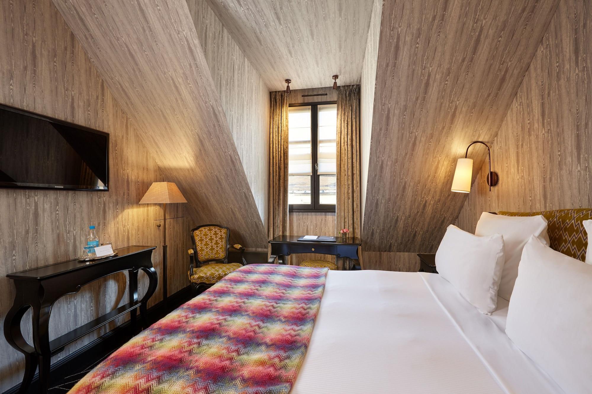 Le Pavillon De La Reine & Spa, Place Des Vosges 5* Paris