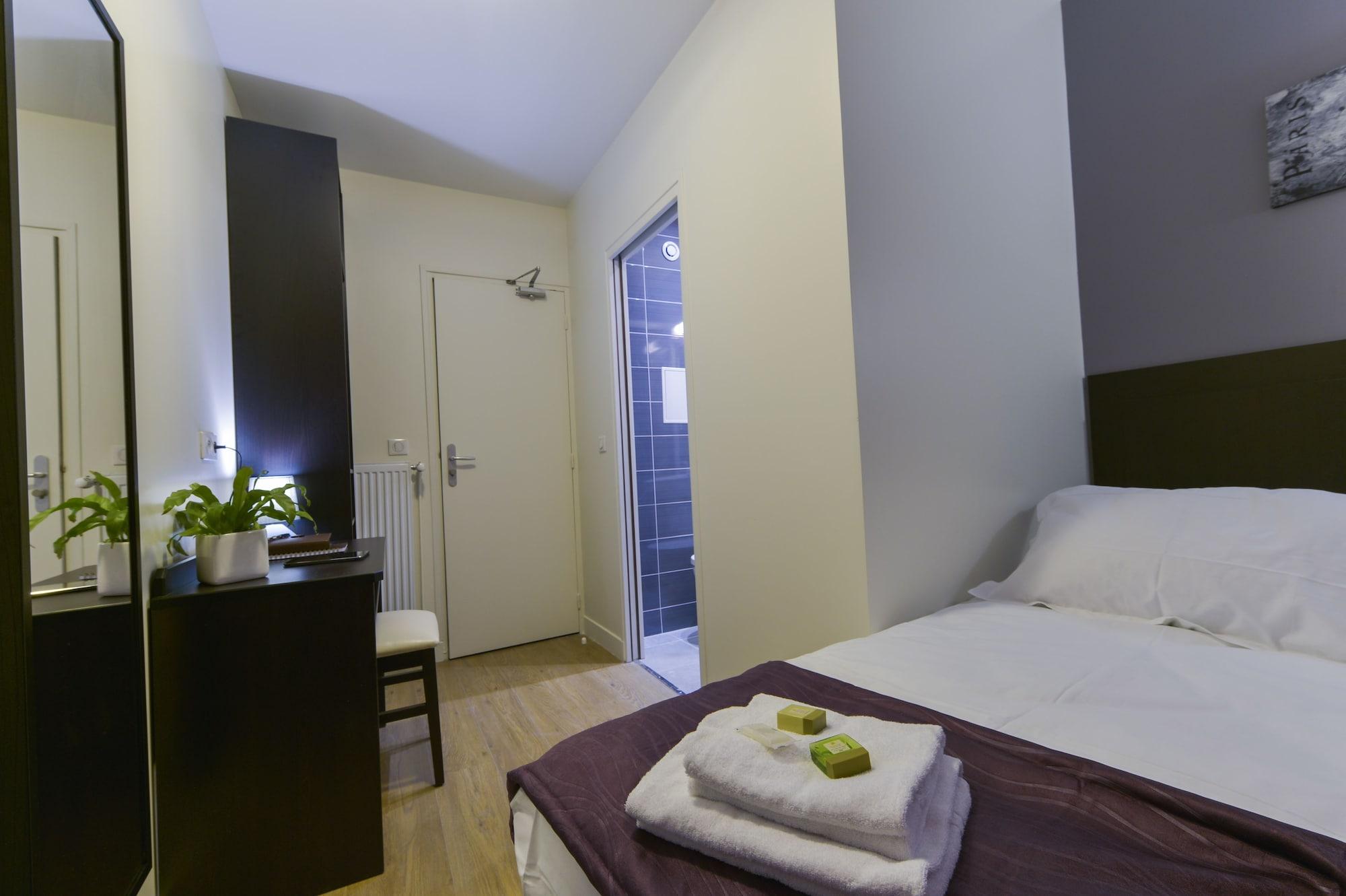 Du Quai De Seine Hotel 2*