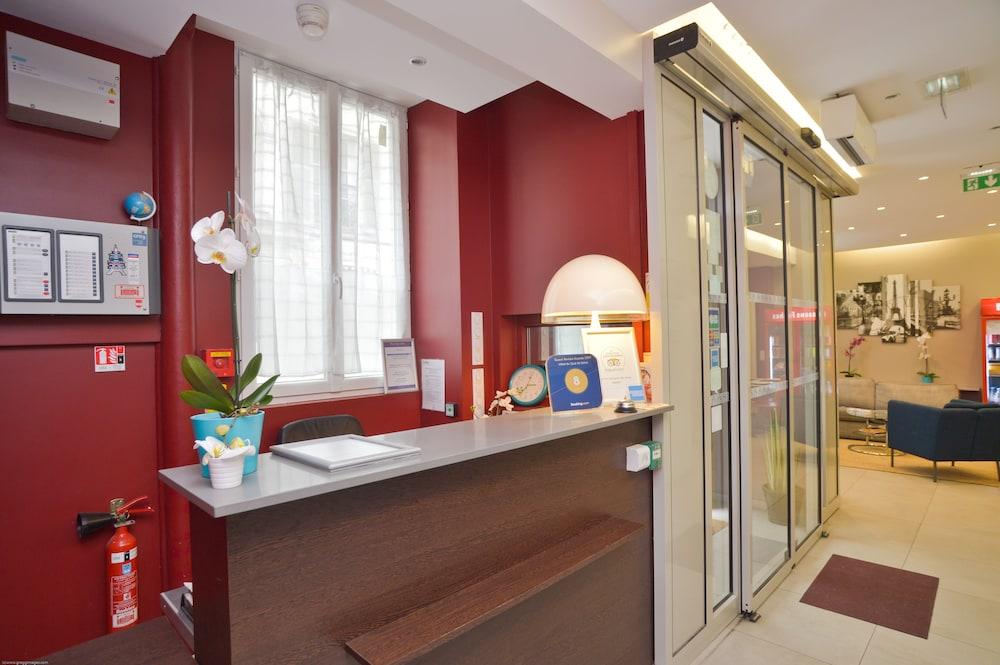 Du Quai De Seine Hotel 2*