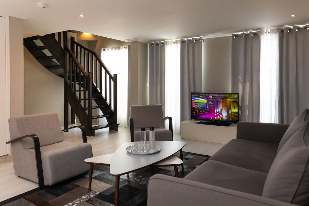 & Le Regent 4* Paris
