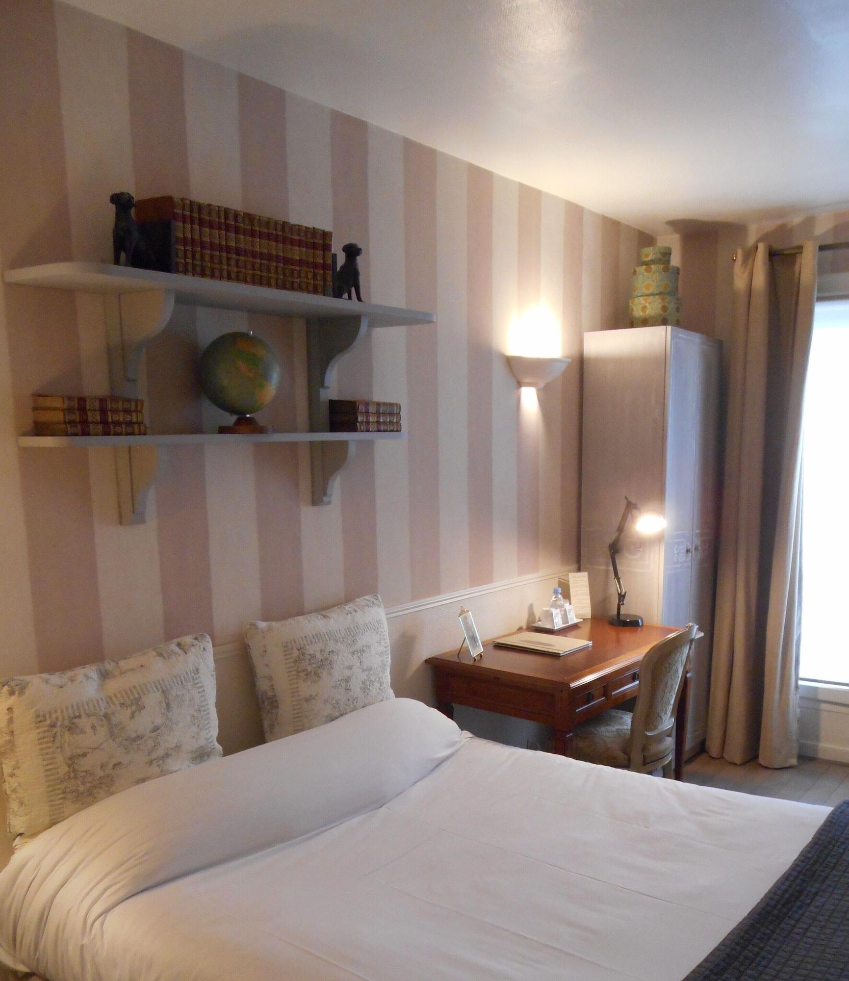 Hotel De L'avre Paris