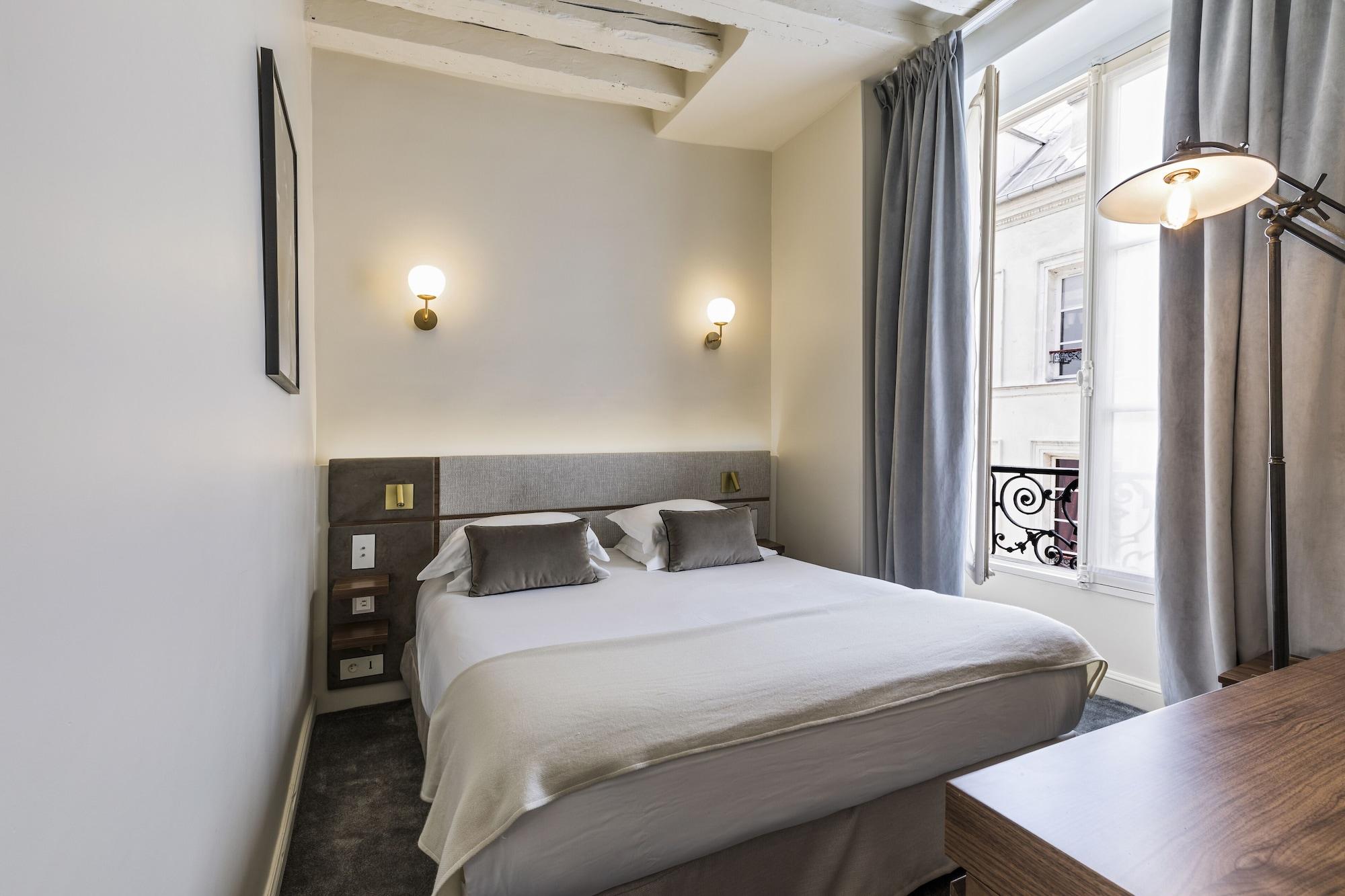 Verneuil Saint Germain Hotel