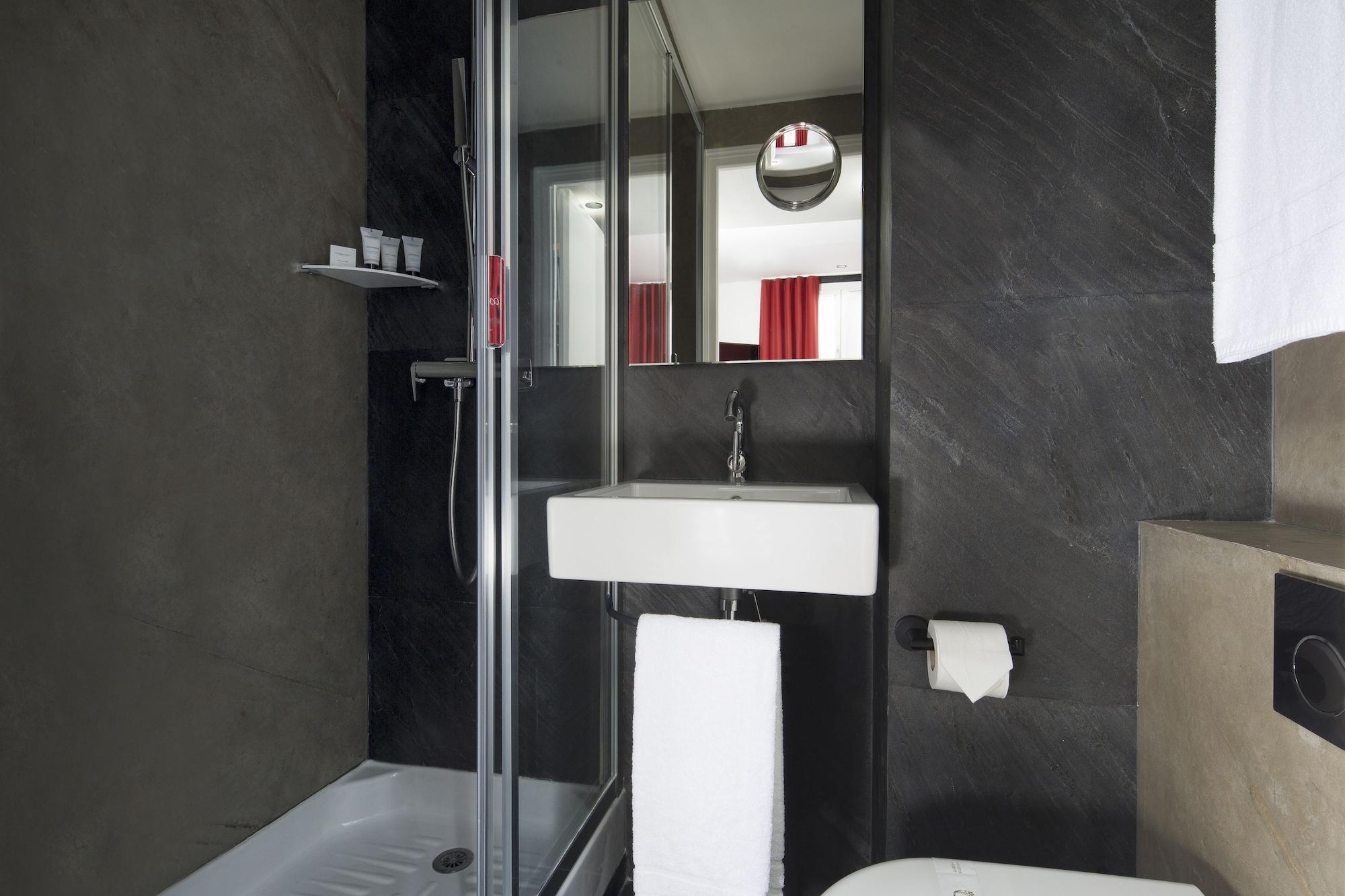 Pilime Hotel Paris