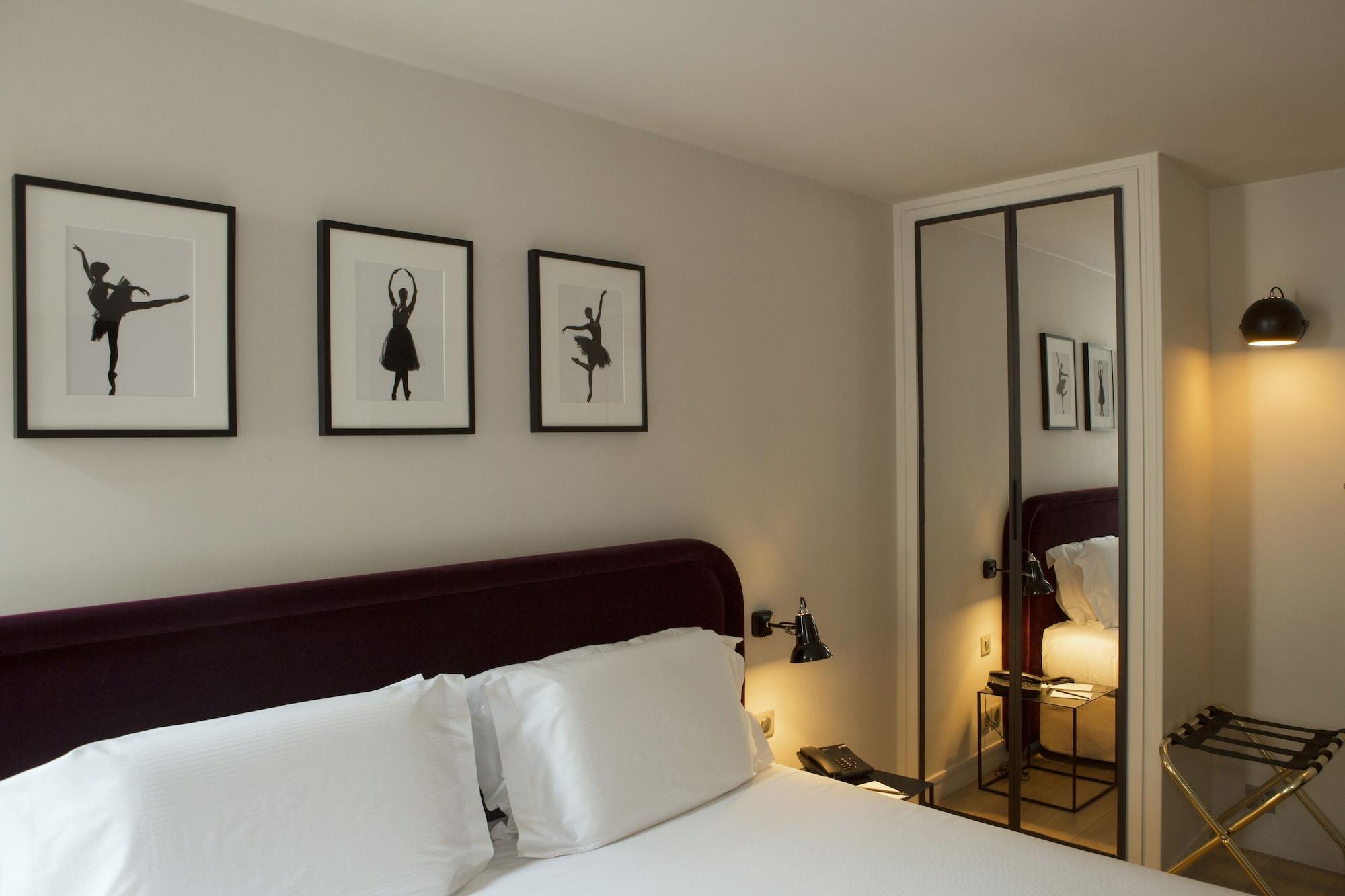 Monsieur Helder Paris