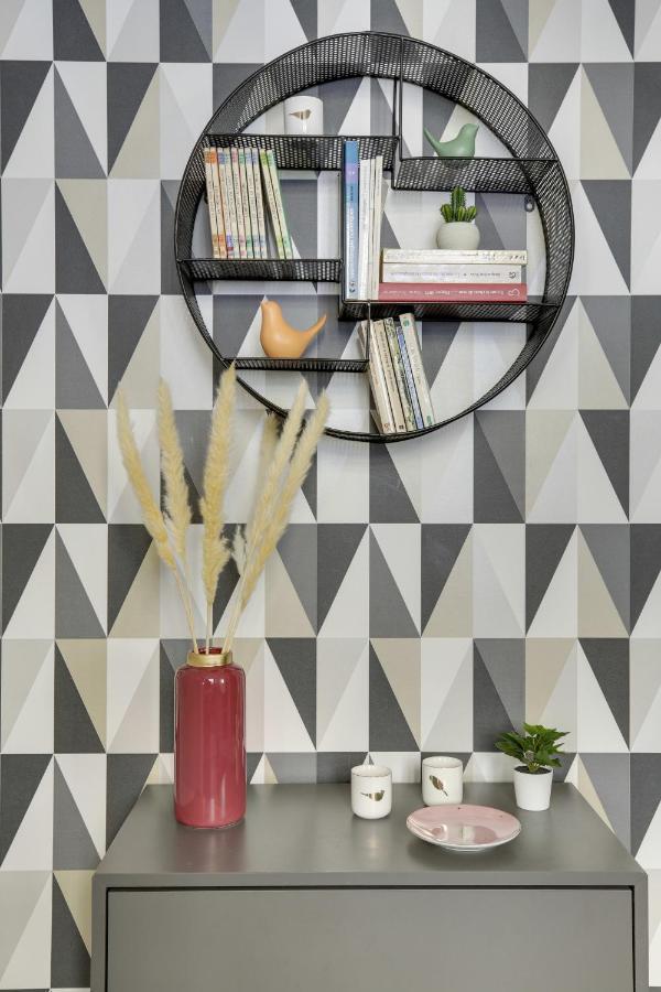 Bright Charming Modern Studio By Dreamy Canal St Martin 10eme Metro Goncourt *