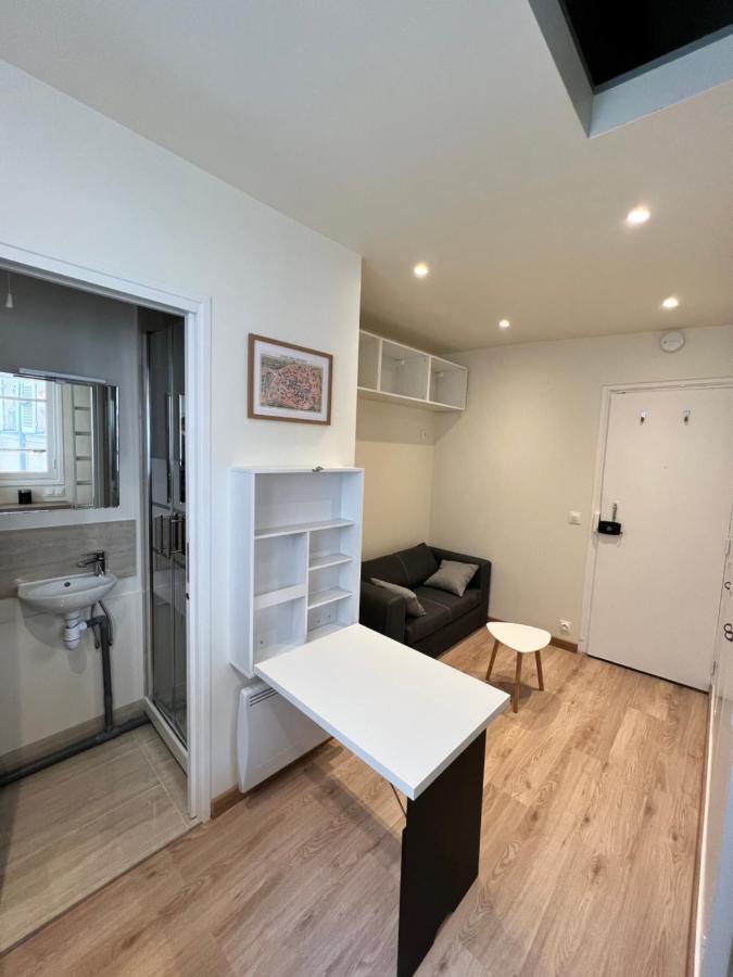 Apartamento Studio Neuf Entierement Equipe Et Bien Situe.