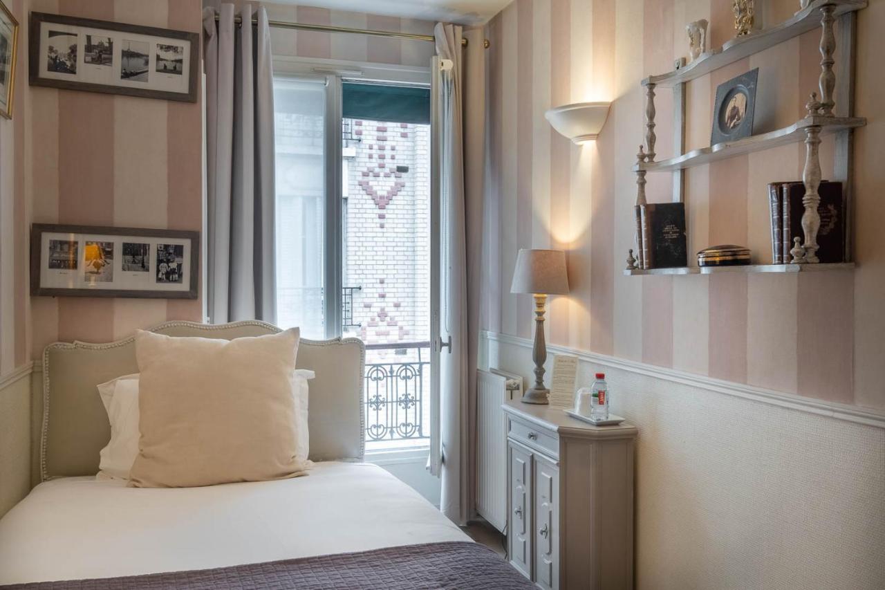 De L'avre Paris