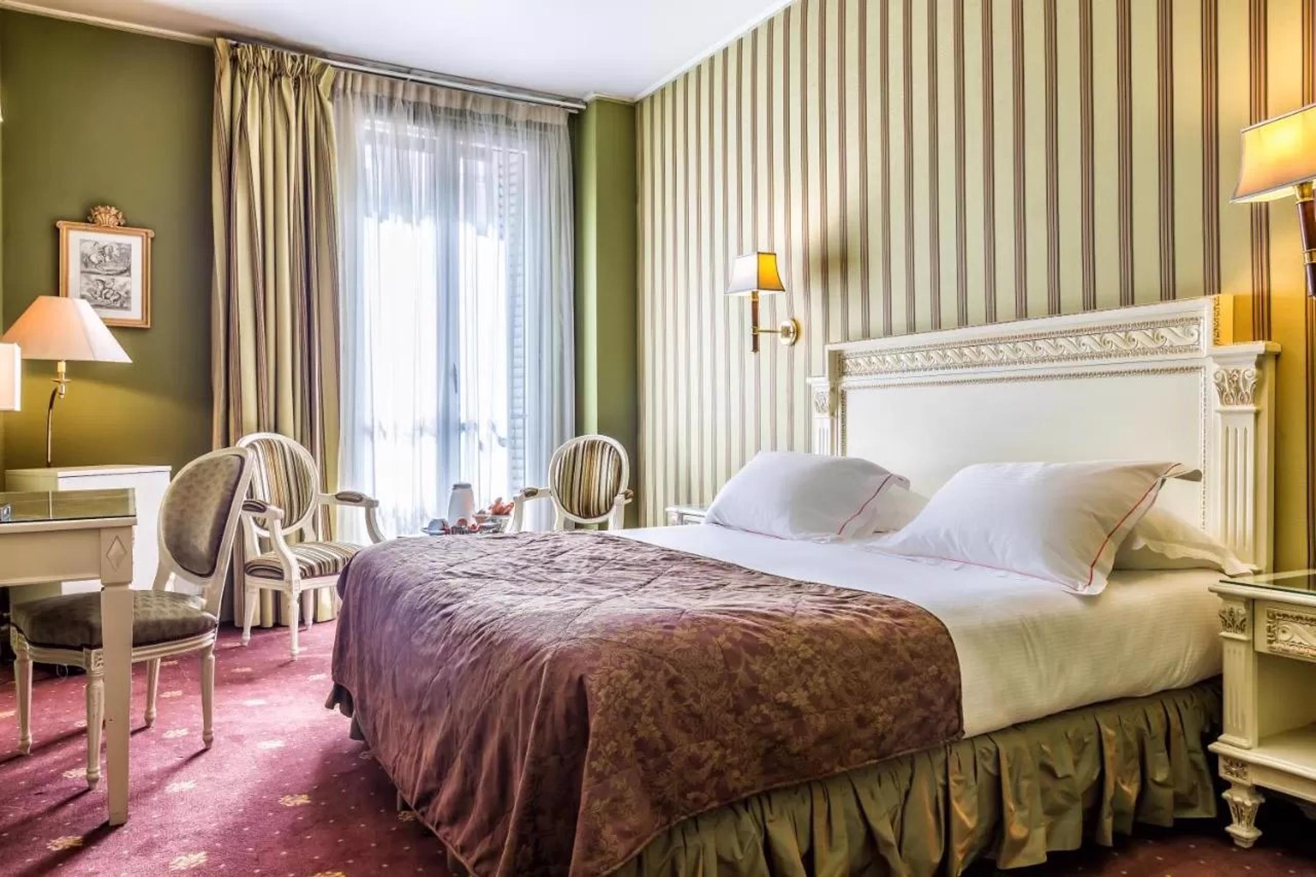 Regence Hotel 3*