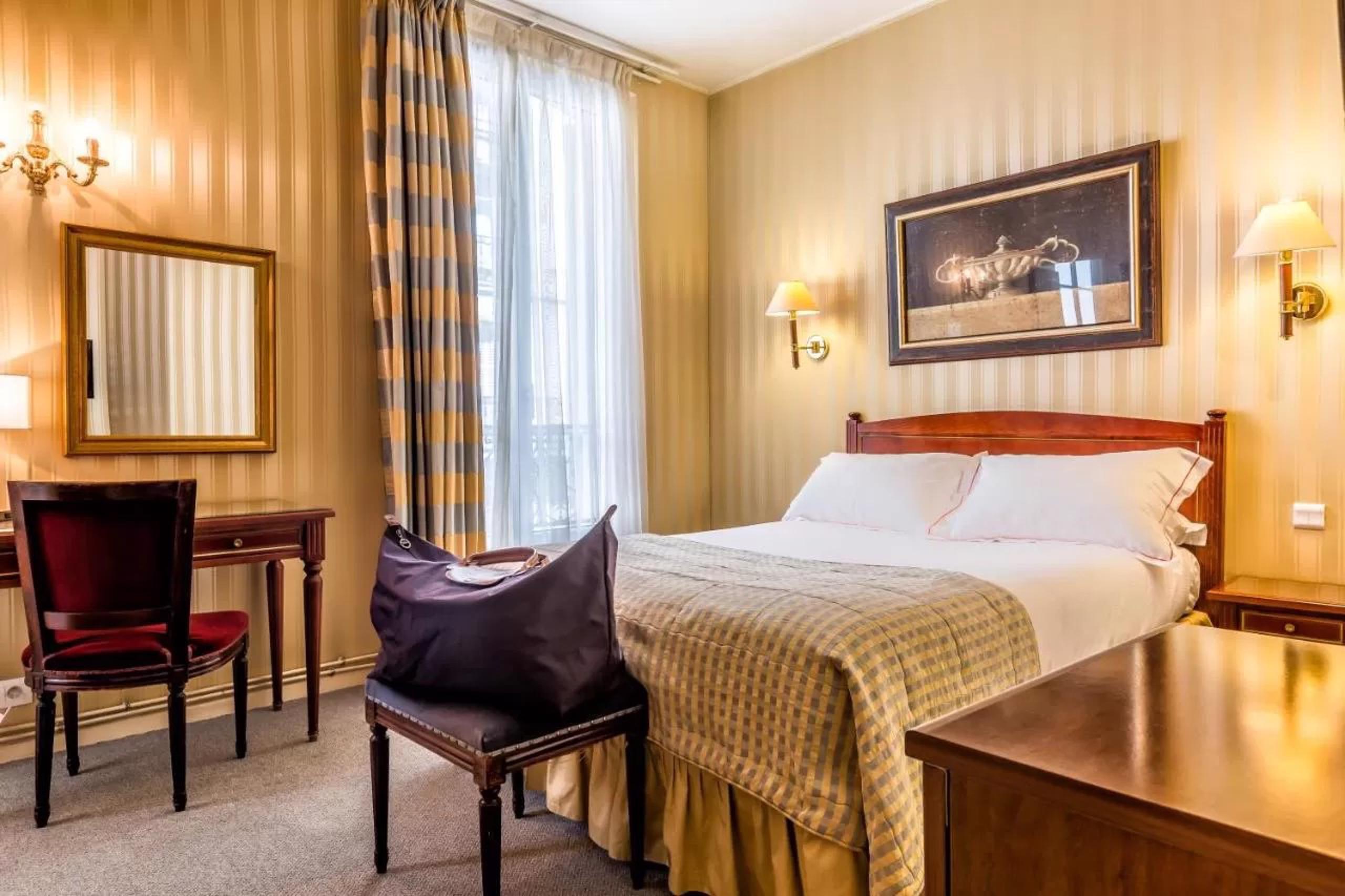 Regence 3* Paris
