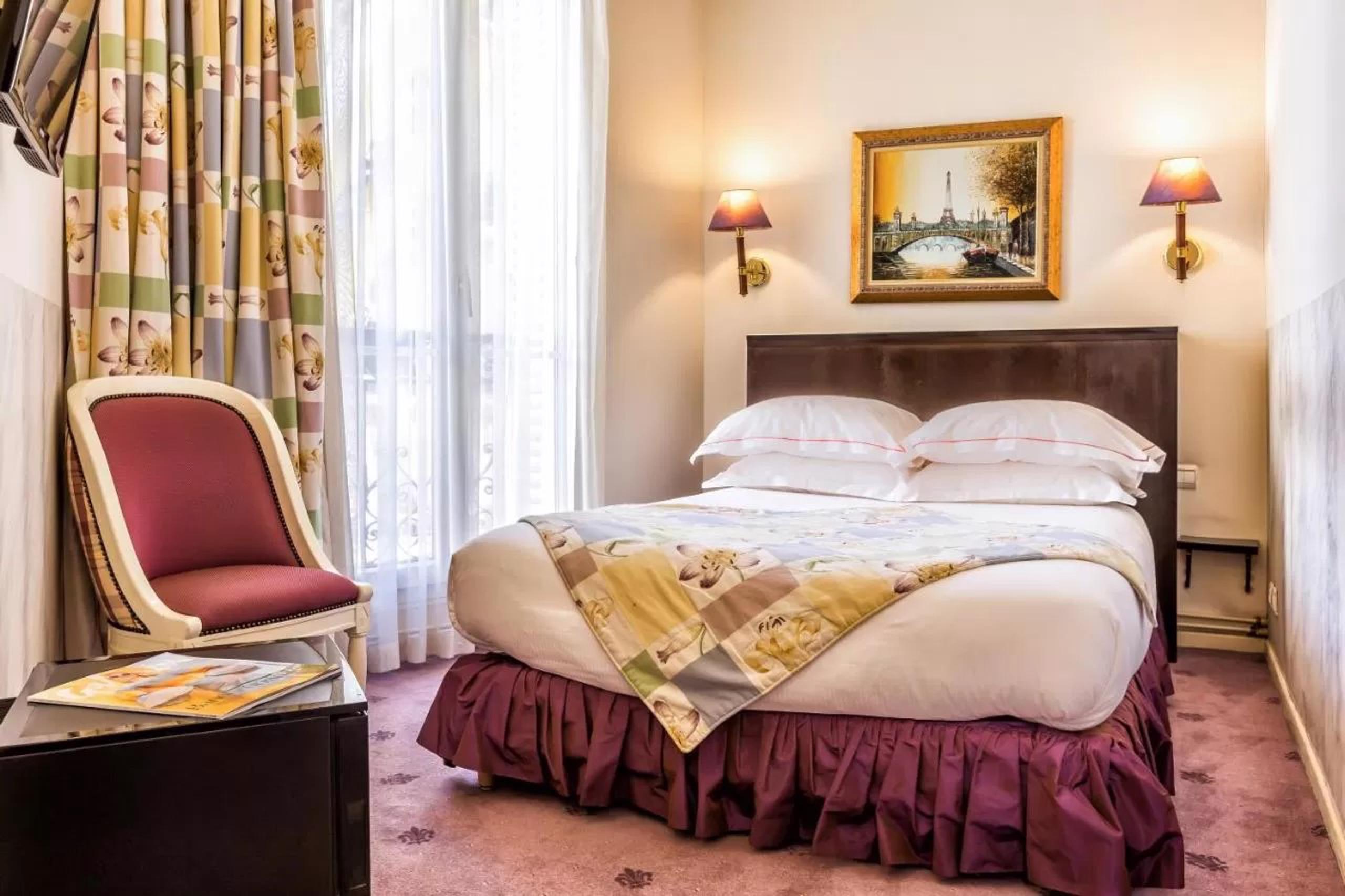Regence Hotel 3*