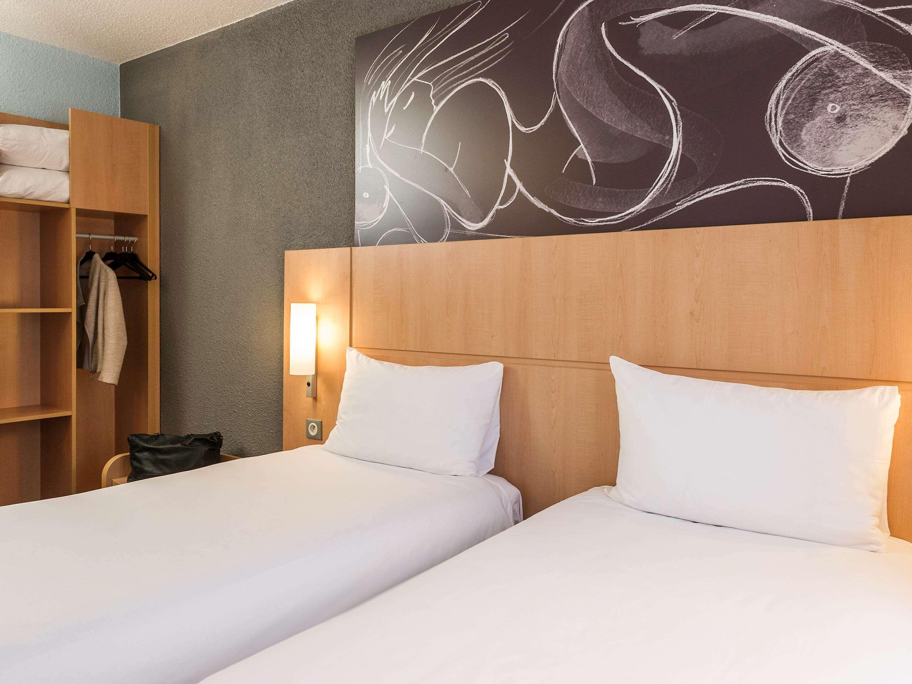 Ibis Vaugirard Porte De Versailles