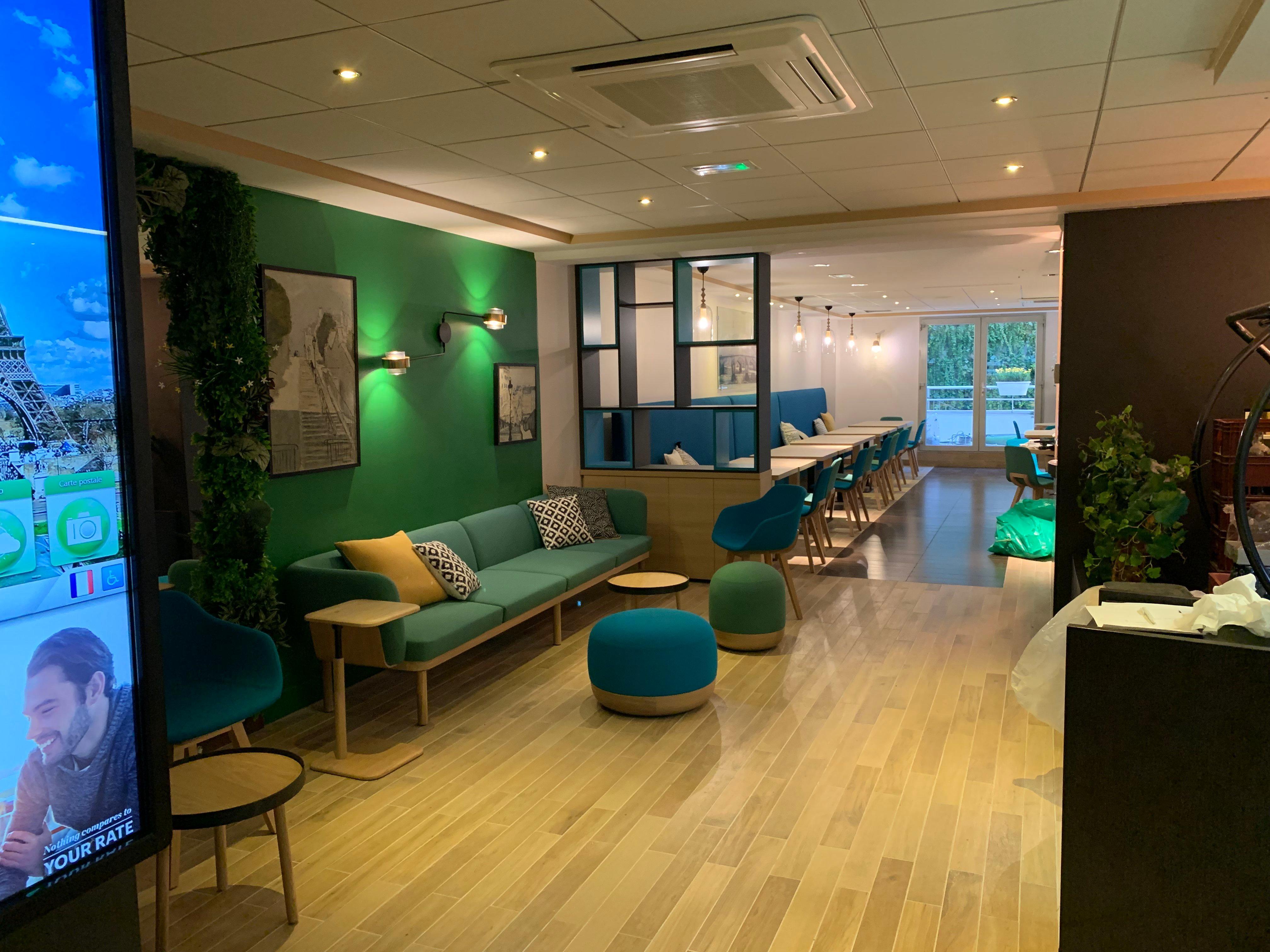 Montmartre Hotel Paris