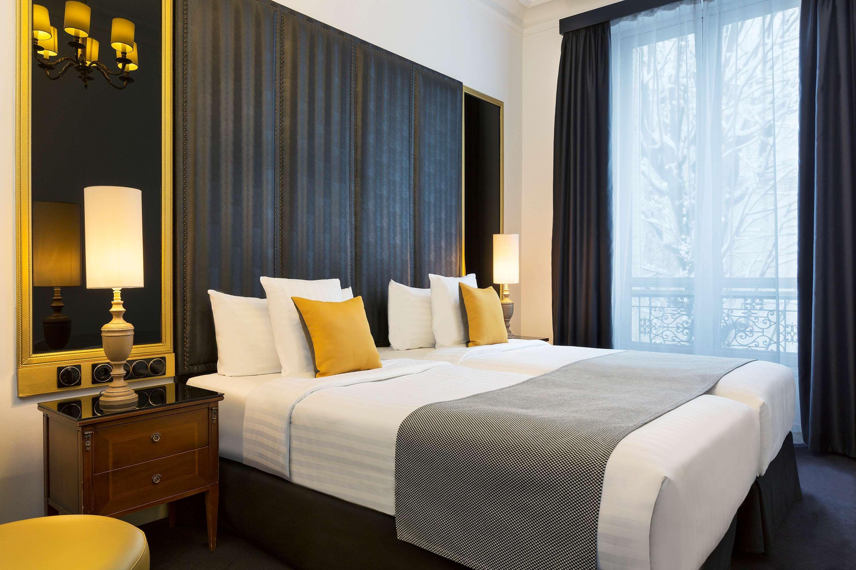 Melia Champs Elysees Hotel 4*