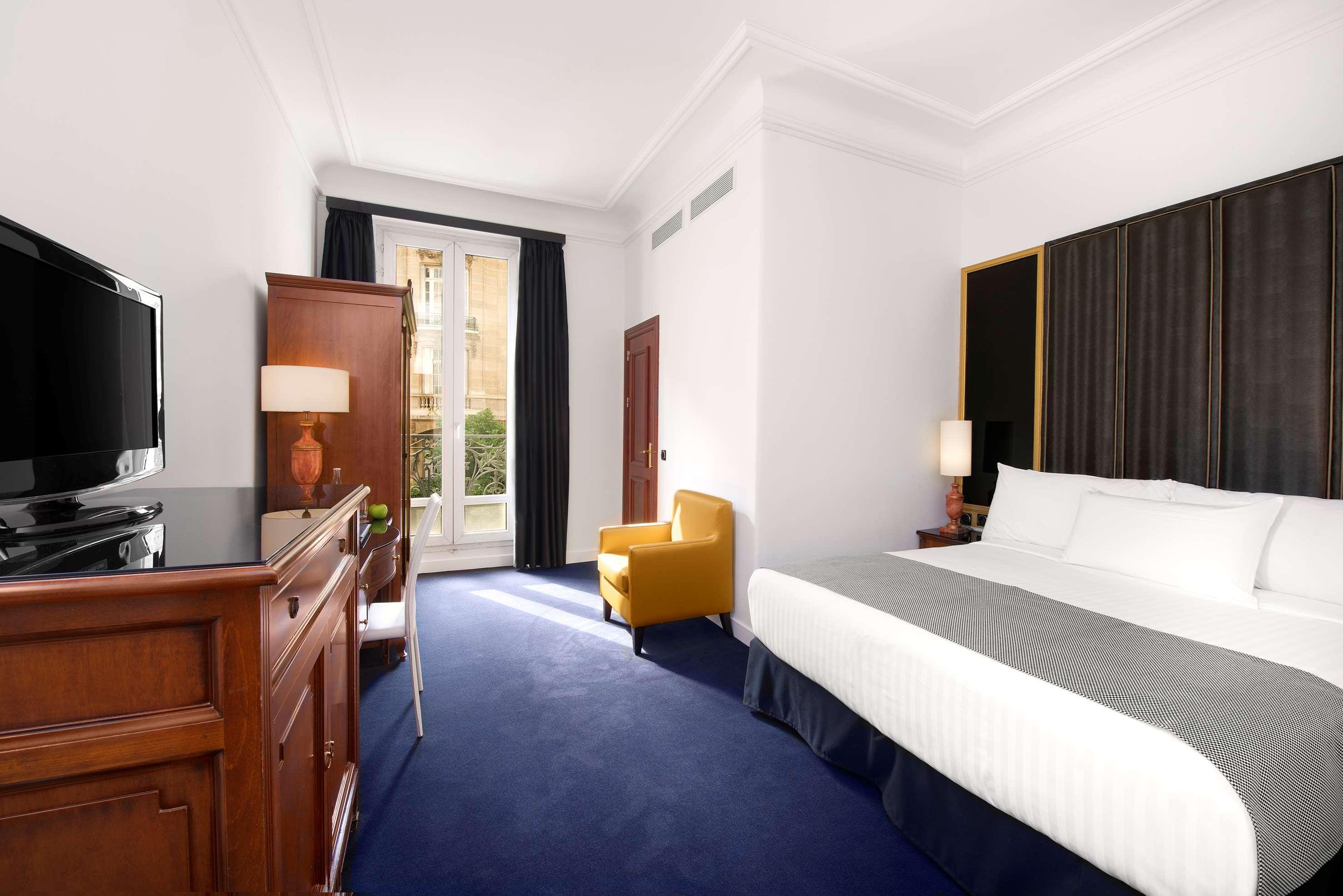 Melia Champs Elysees Hotel
