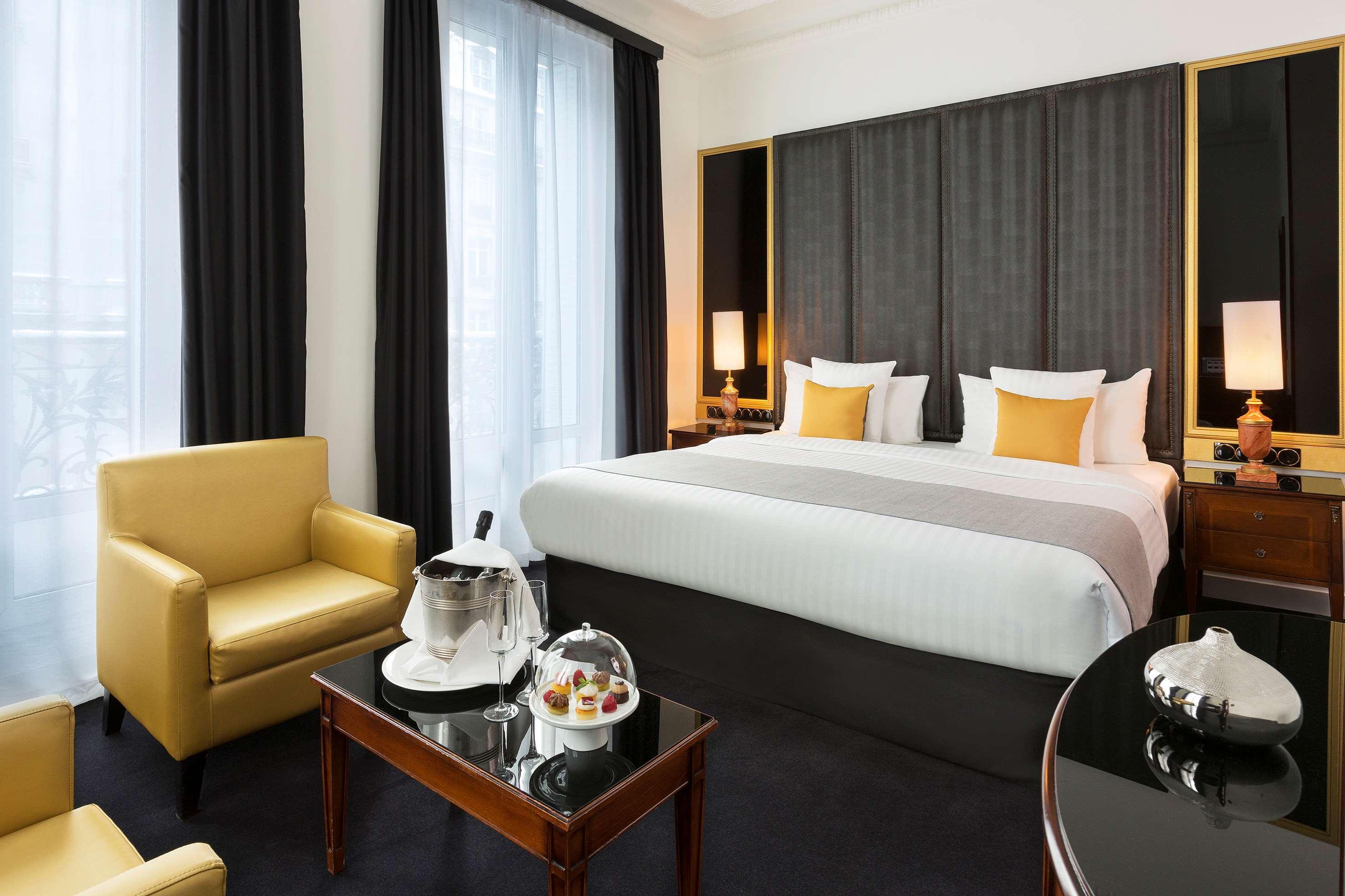 Melia Champs Elysees 4* Paris