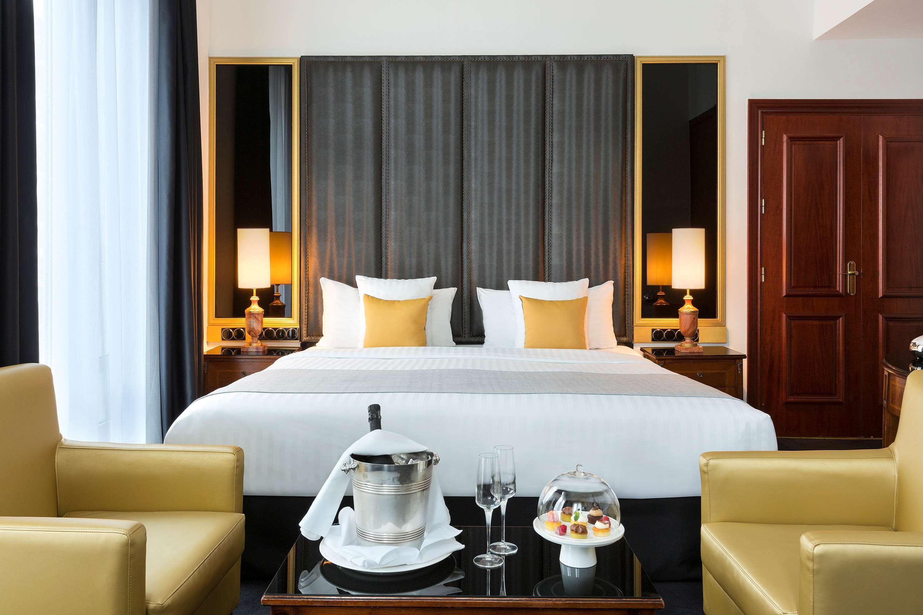 Melia Champs Elysees Hotel