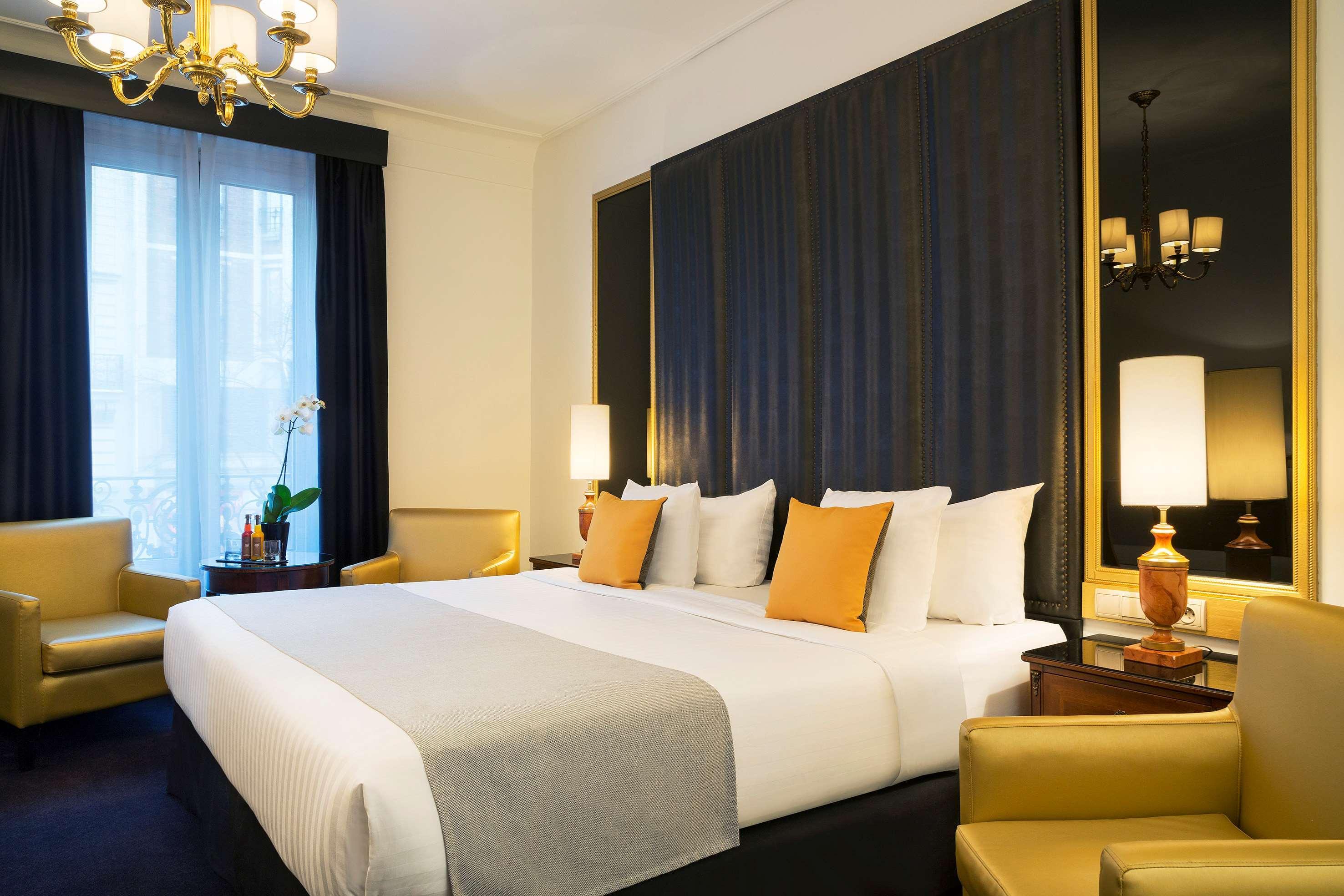 Melia Champs Elysees Hotel 4*