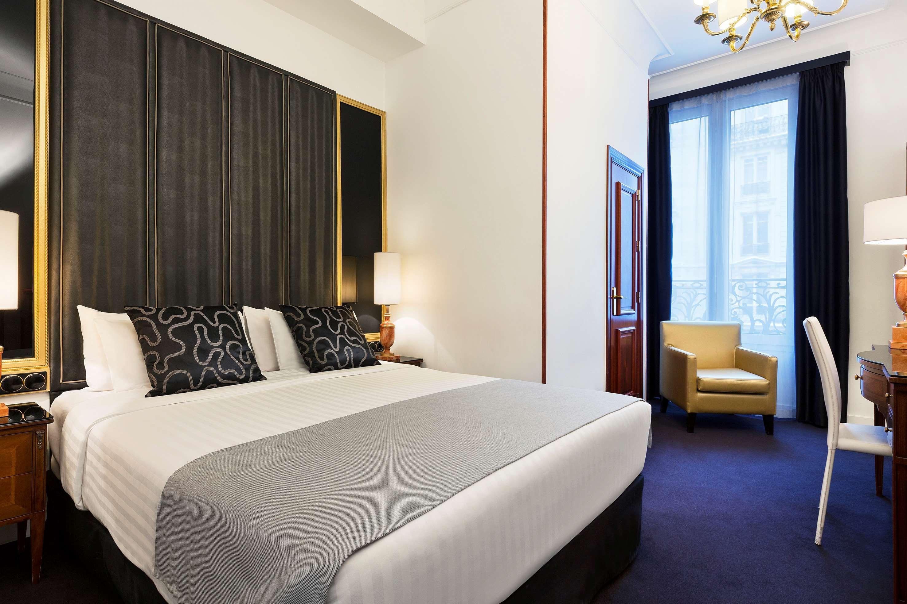 Hotel Melia Champs Elysees Paris