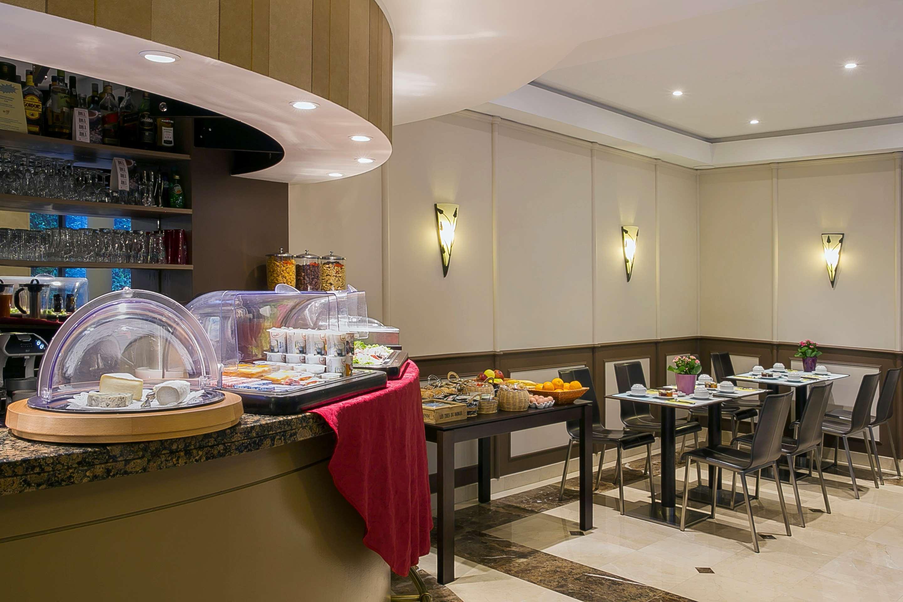 Best Western Au Trocadero 3*
