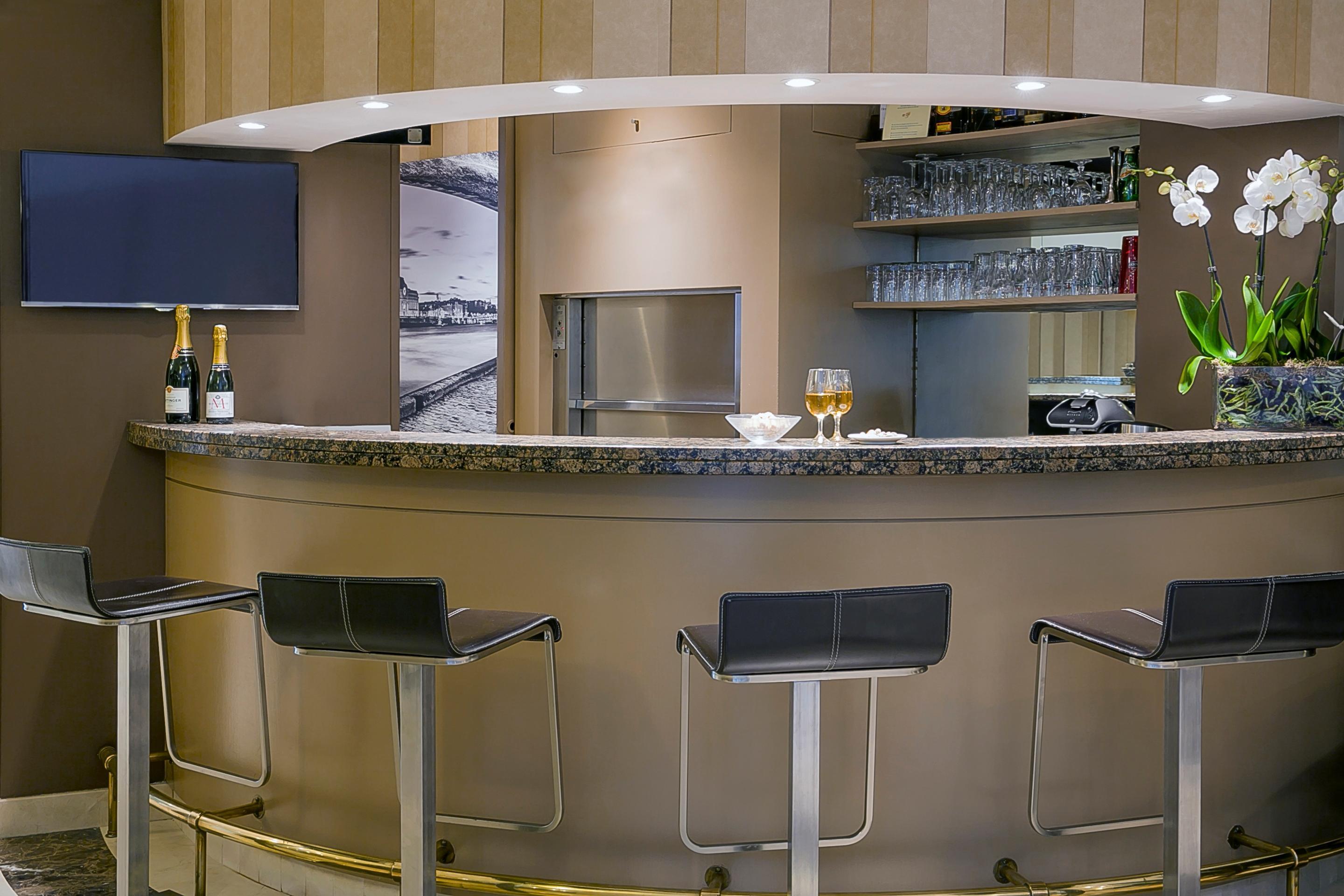Hotel Best Western Au Trocadero 3*