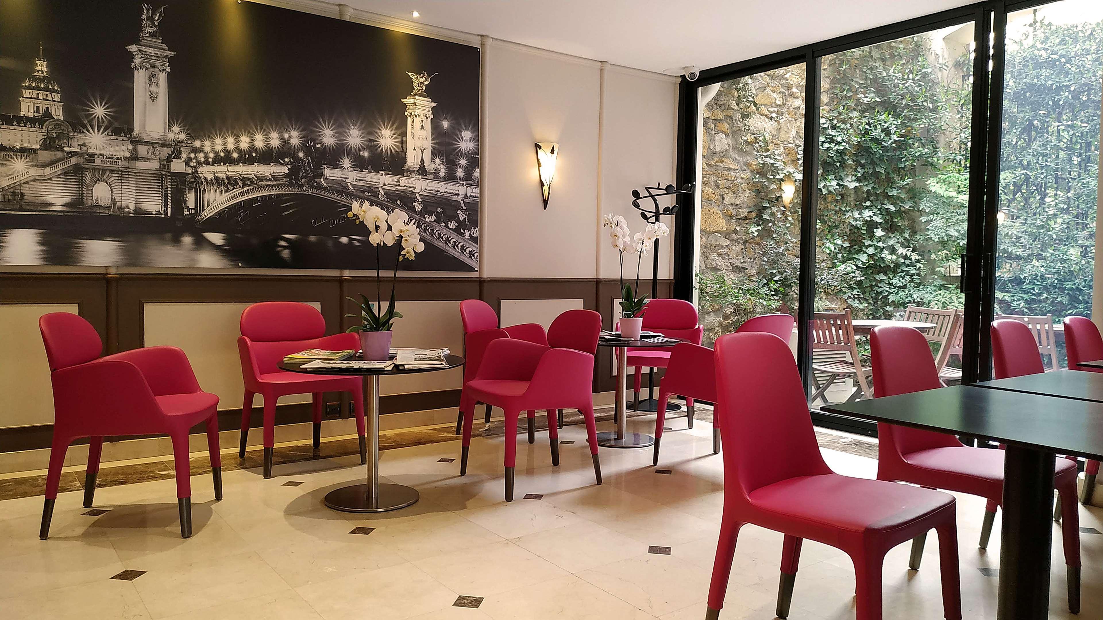 Best Western Au Trocadero 3*