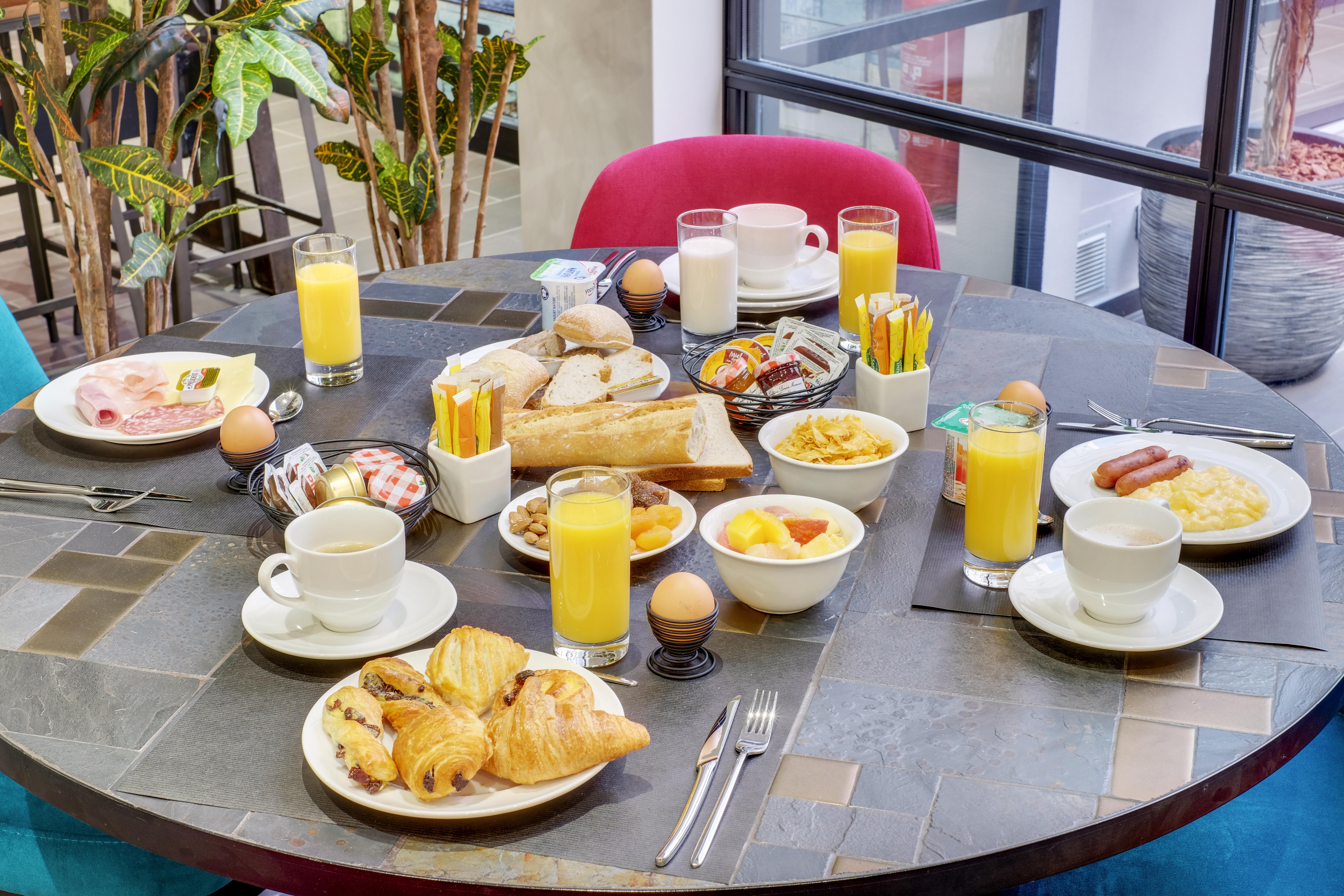 Hotel Lucien & Marinette 3*