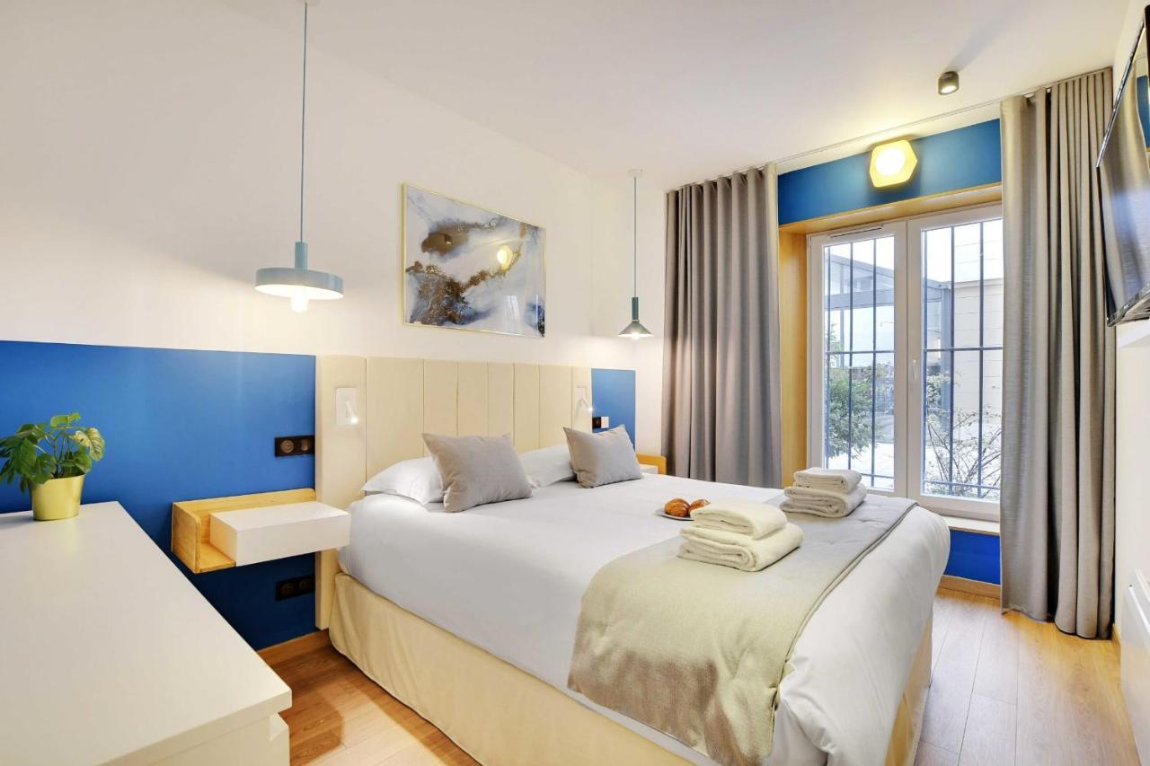 Apartment Spacious - 2b-10p - Ac - Marais
