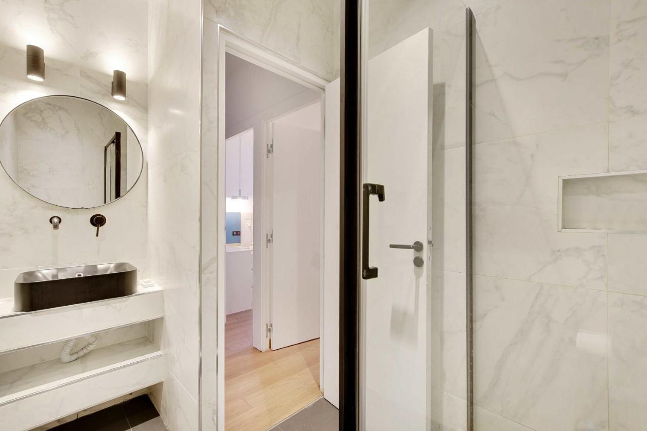 Apartment Spacious - 2b-10p - Ac - Marais *