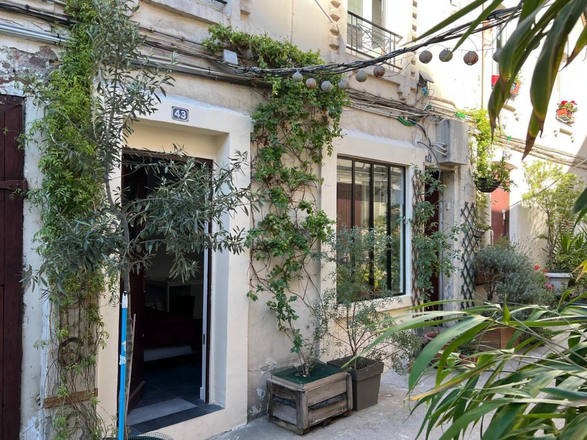 Apartment Cite Pilleux - Cozy In A Private Lane Paris