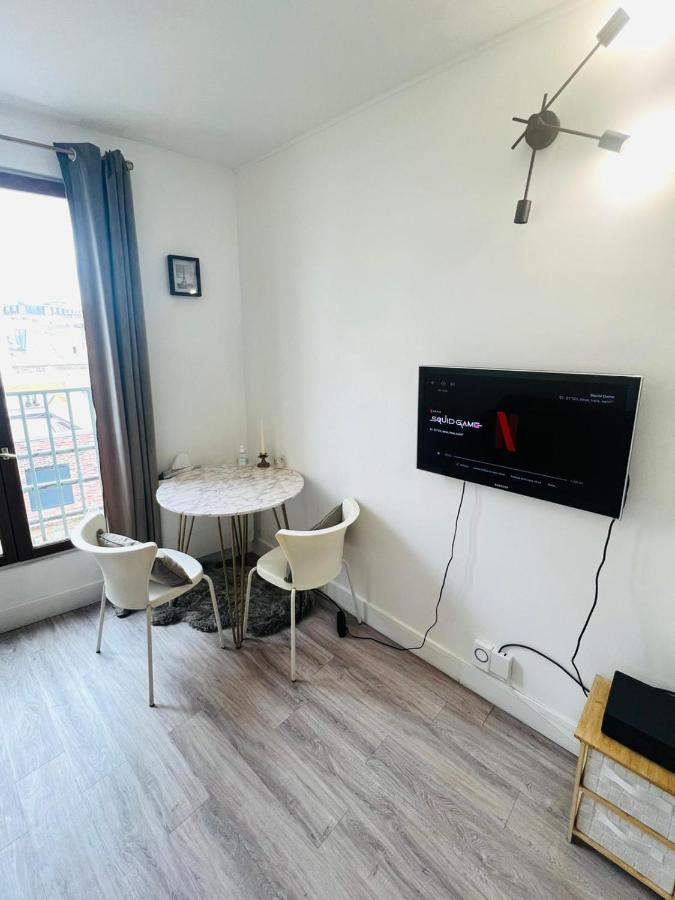 Apartment Studio 18e