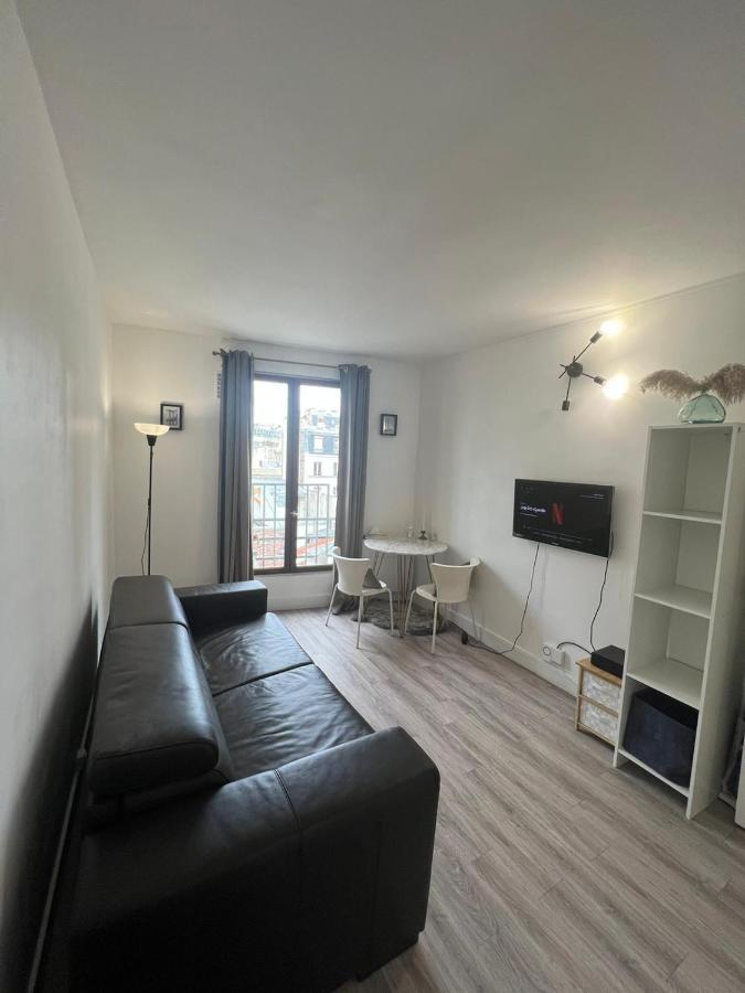 Apartment Studio 18e